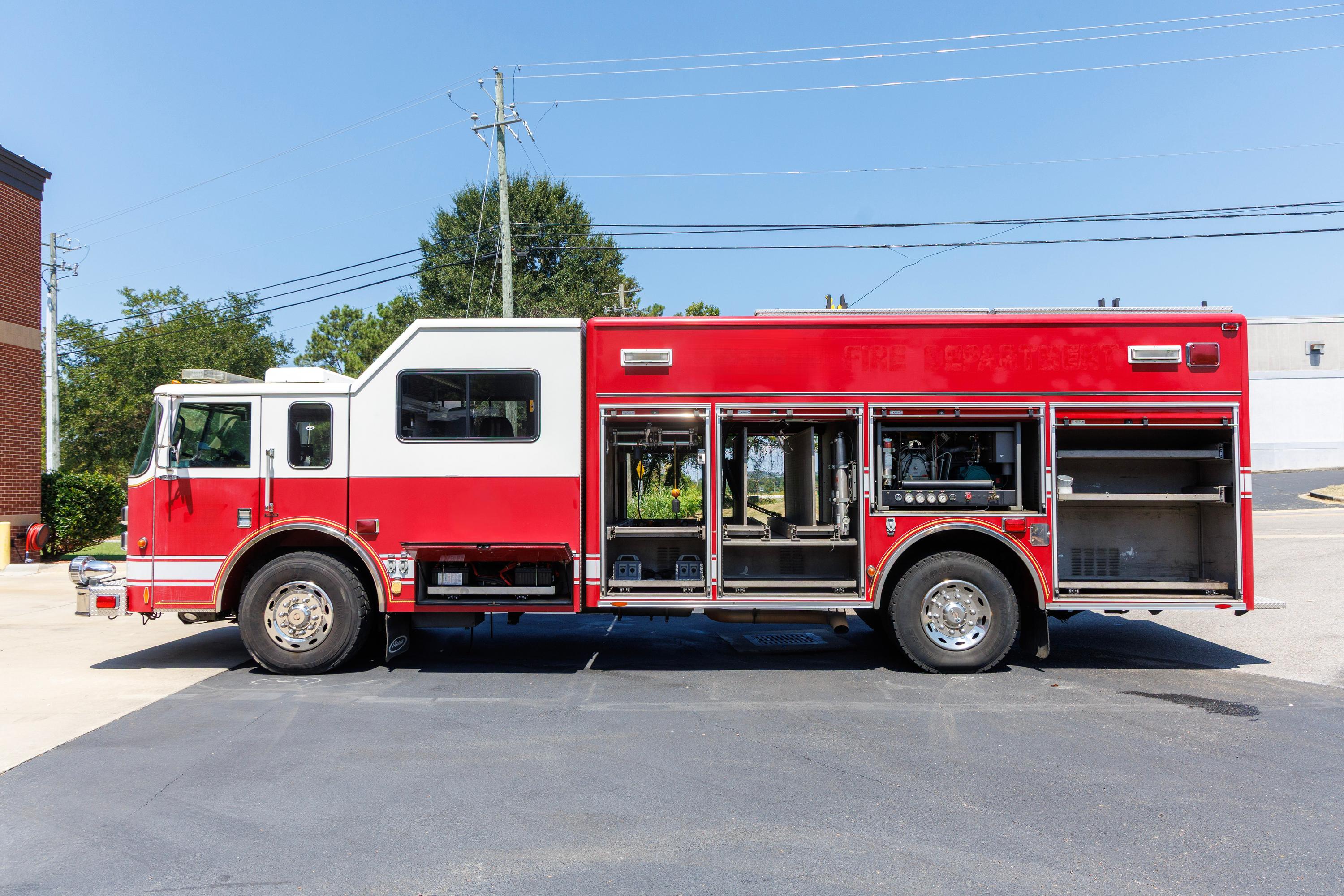2004 Pierce Lance Heavy Rescue - image 64
