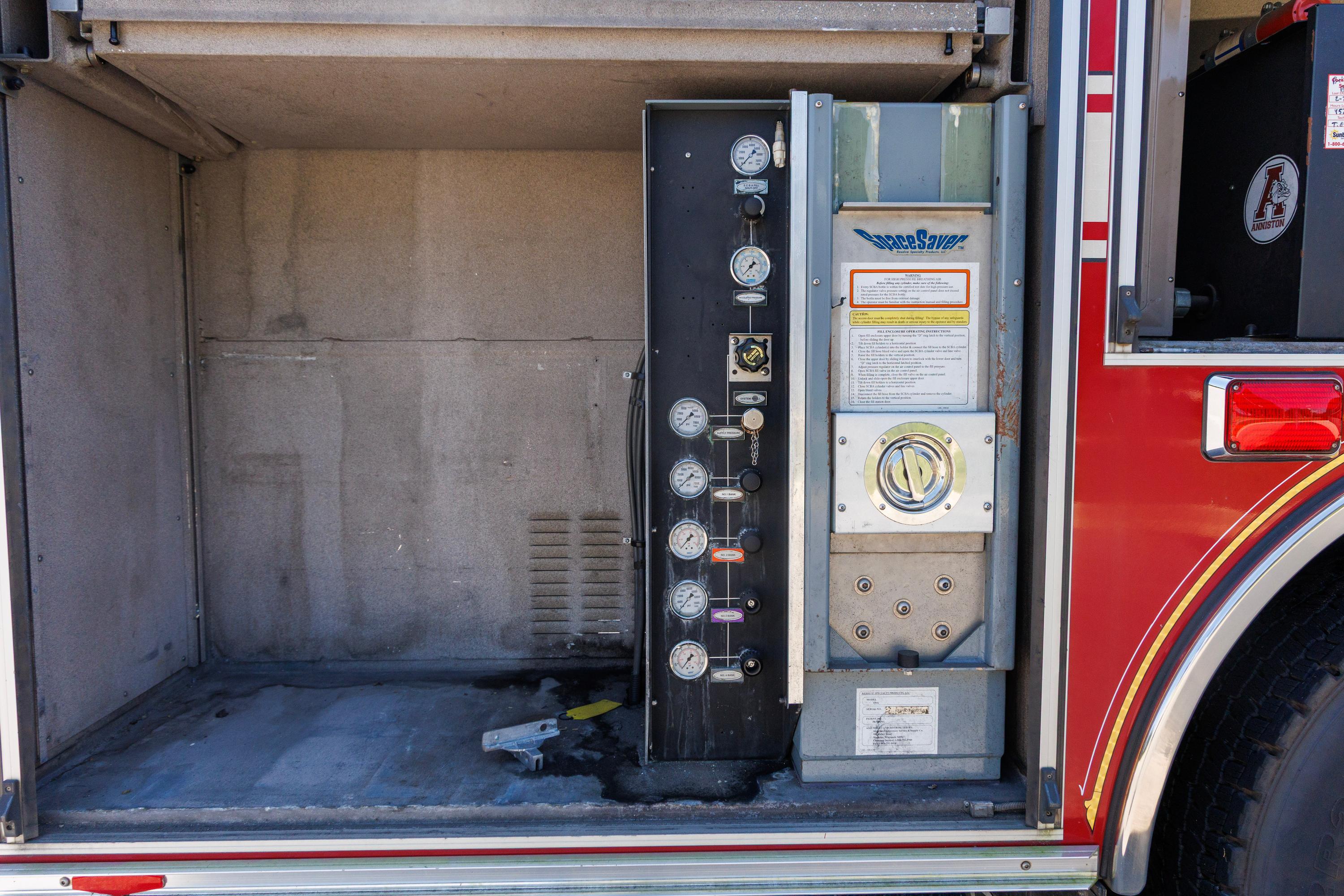 2004 Pierce Lance Heavy Rescue - image 89