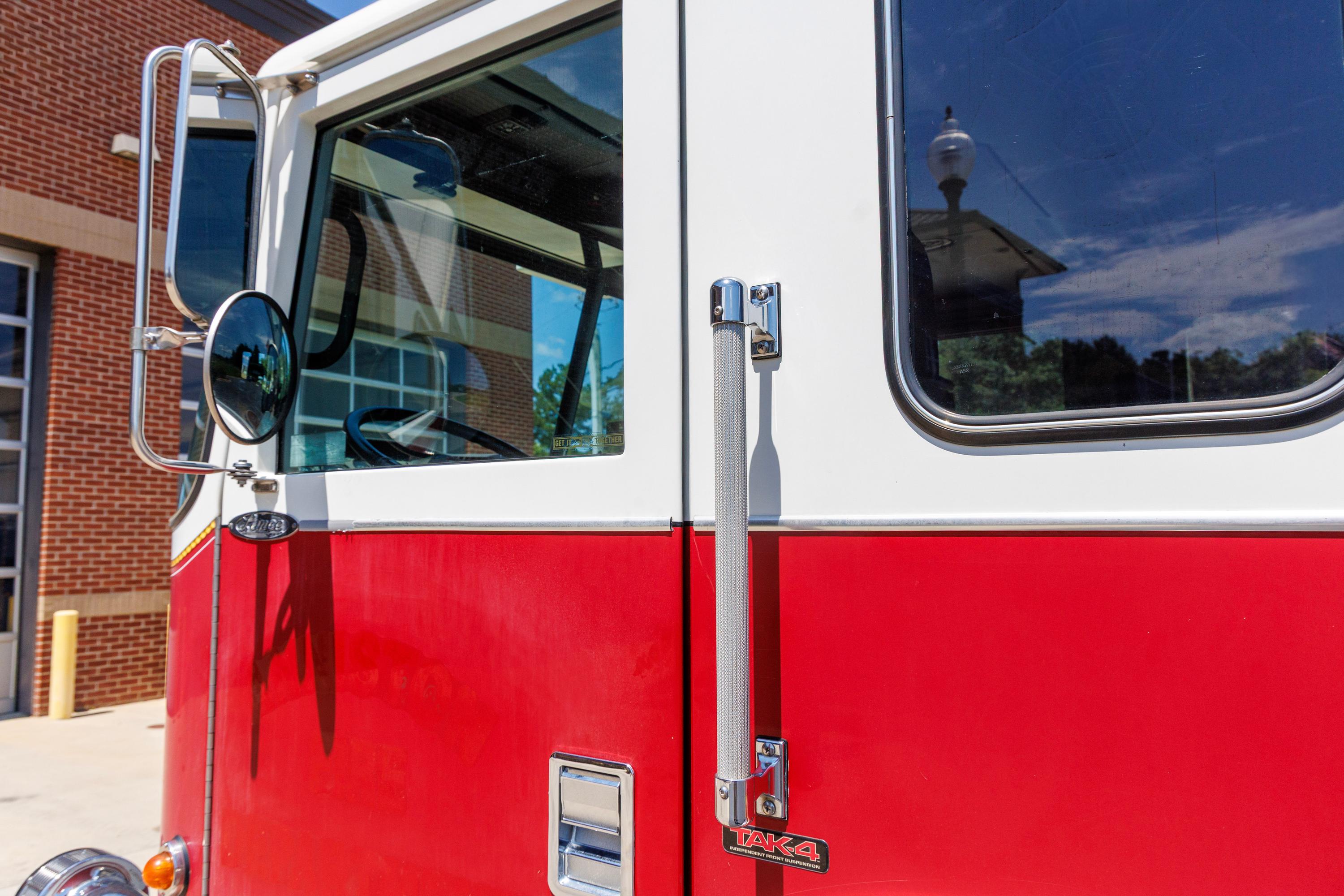 2004 Pierce Lance Heavy Rescue - image 18