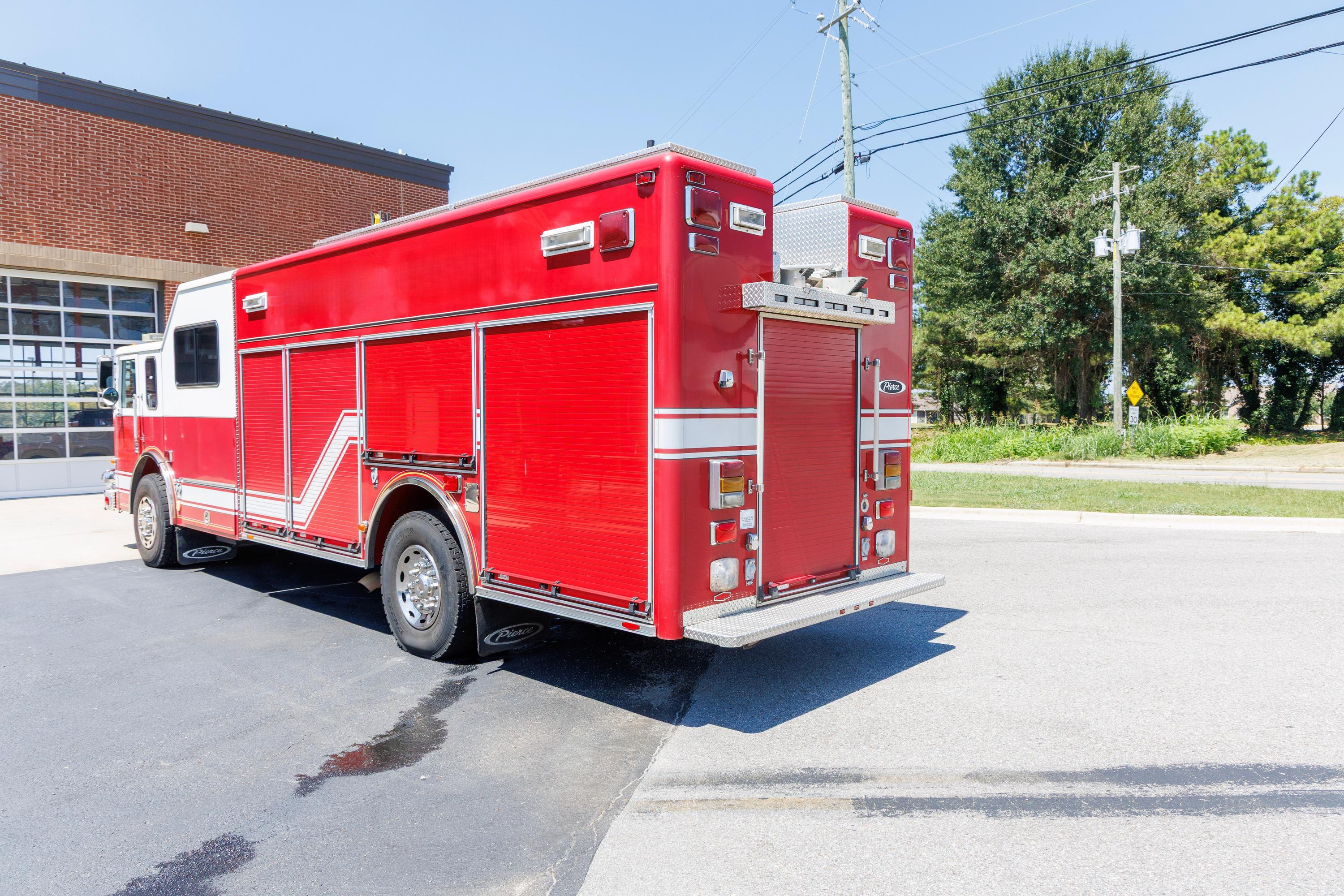 2004 Pierce Lance Heavy Rescue - image 25