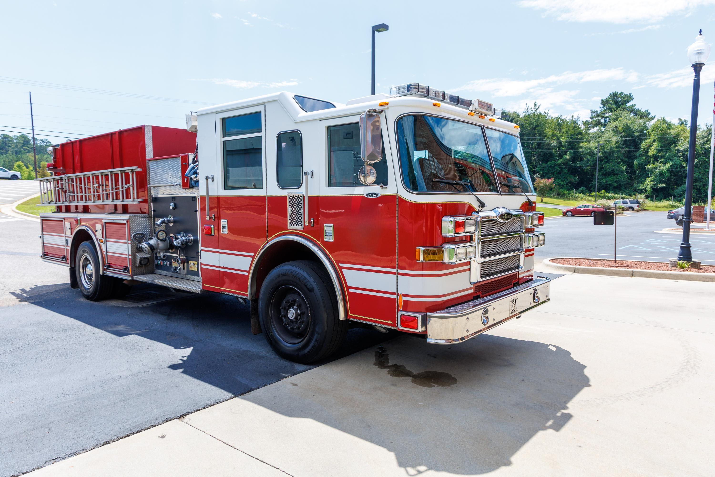 2007 Pierce Dash Pumper - image 2
