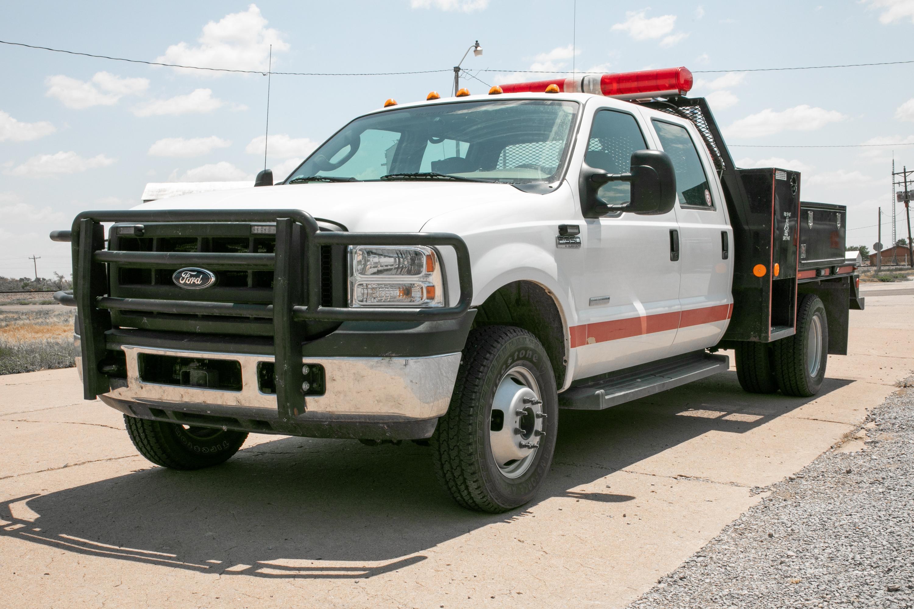 2006 Ford F-350 4x4 Brush Truck - image 1