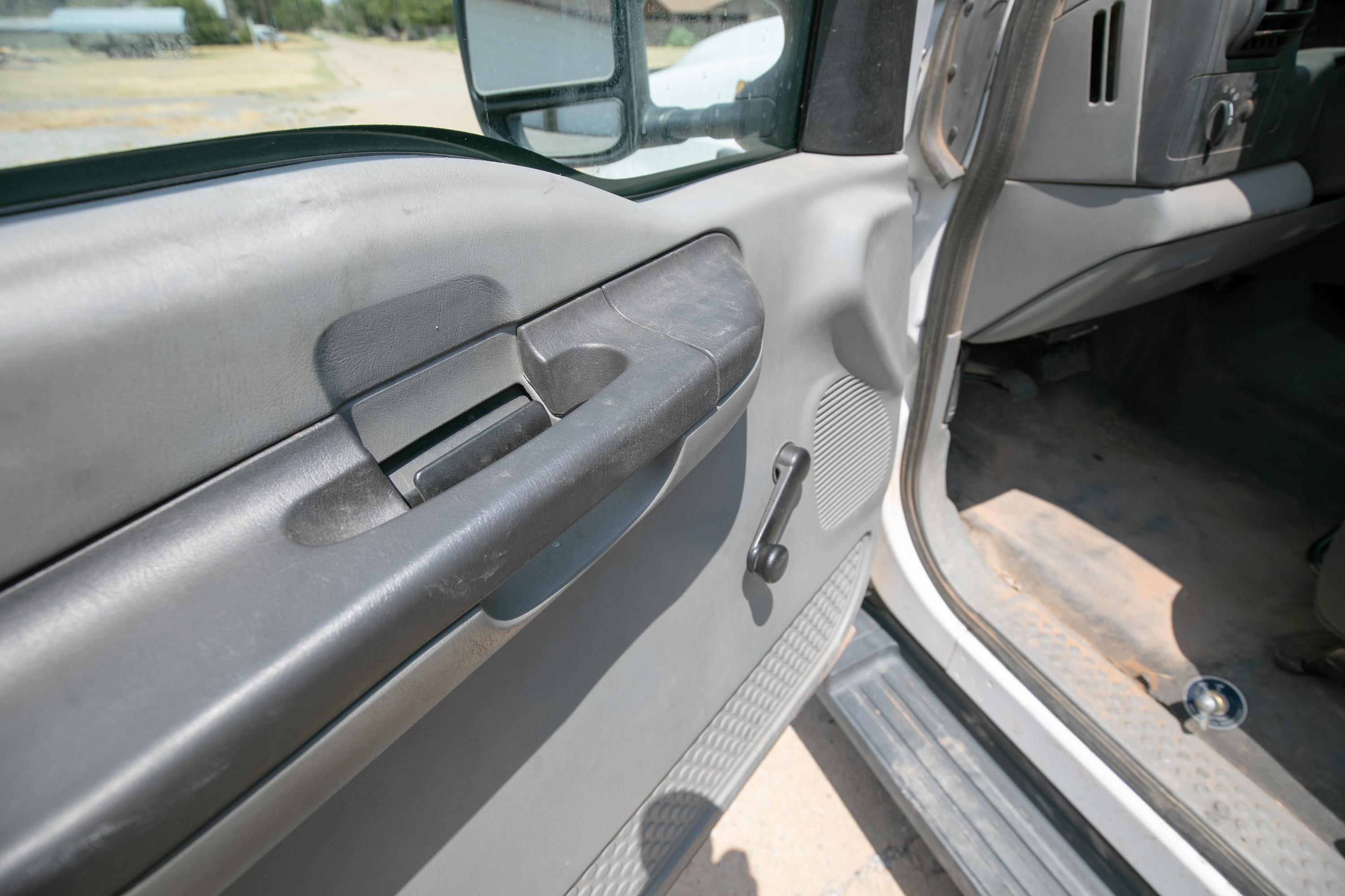 2006 Ford F-350 4x4 Brush Truck - image 98