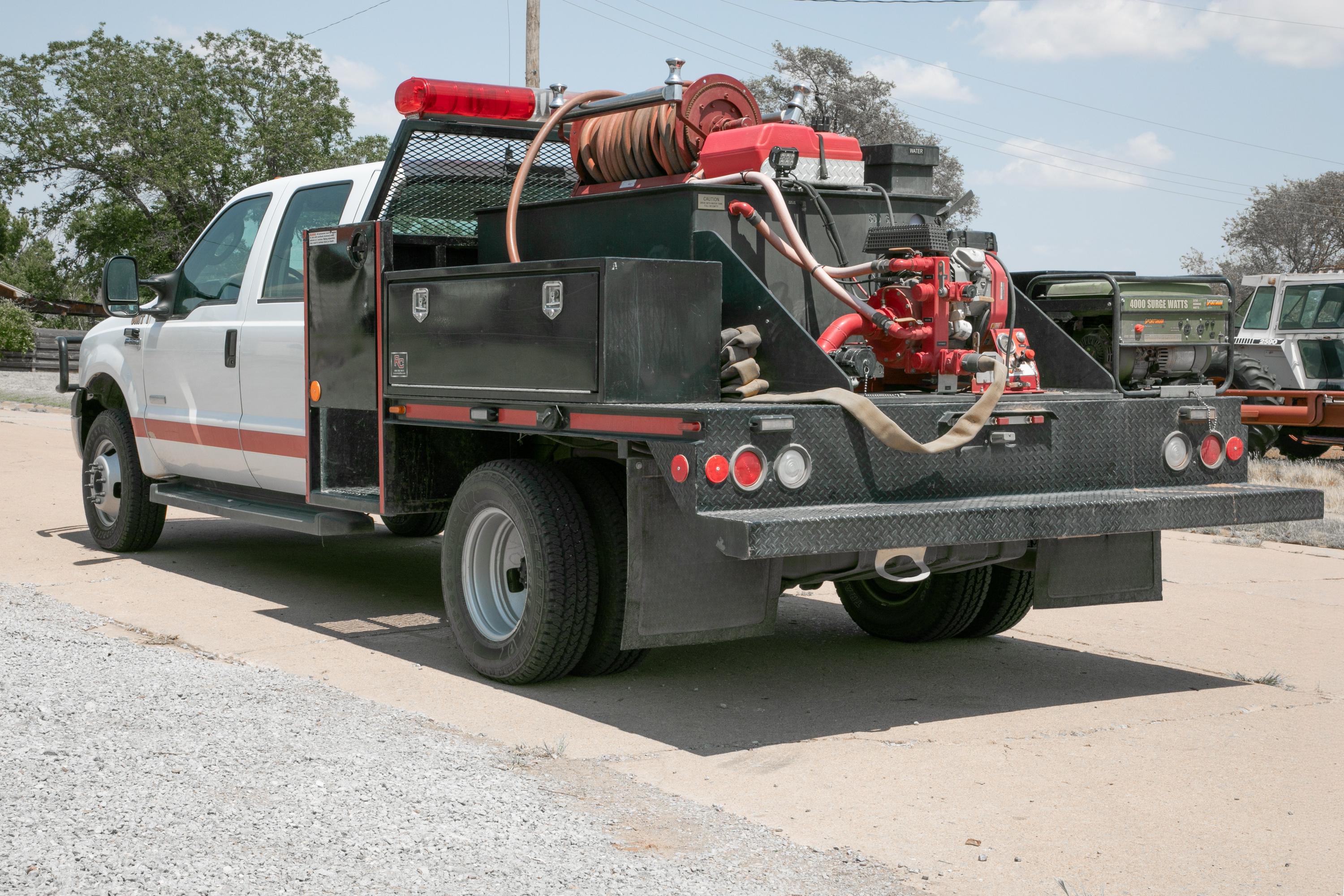 2006 Ford F-350 4x4 Brush Truck - image 4