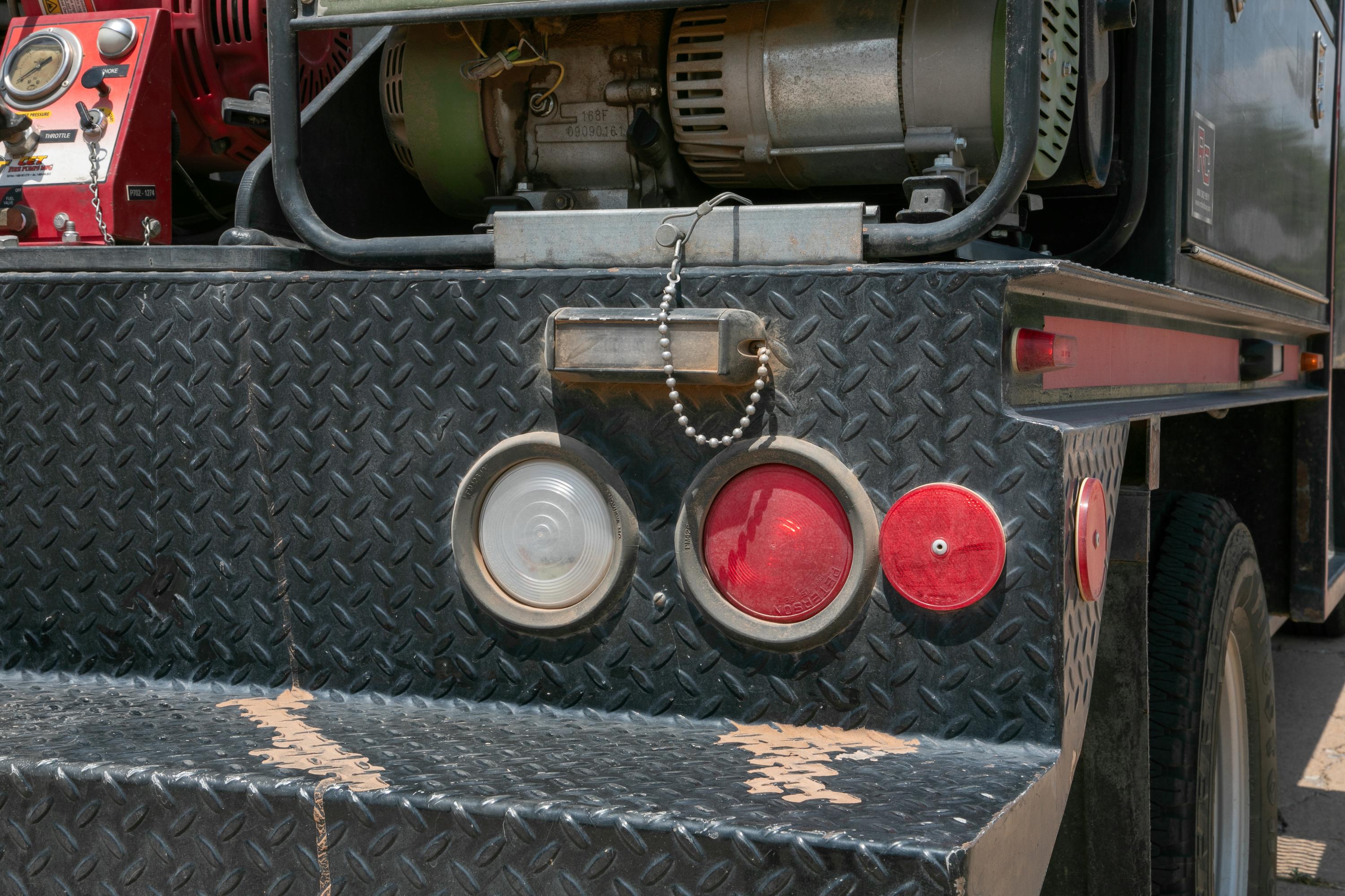 2006 Ford F-350 4x4 Brush Truck - image 38