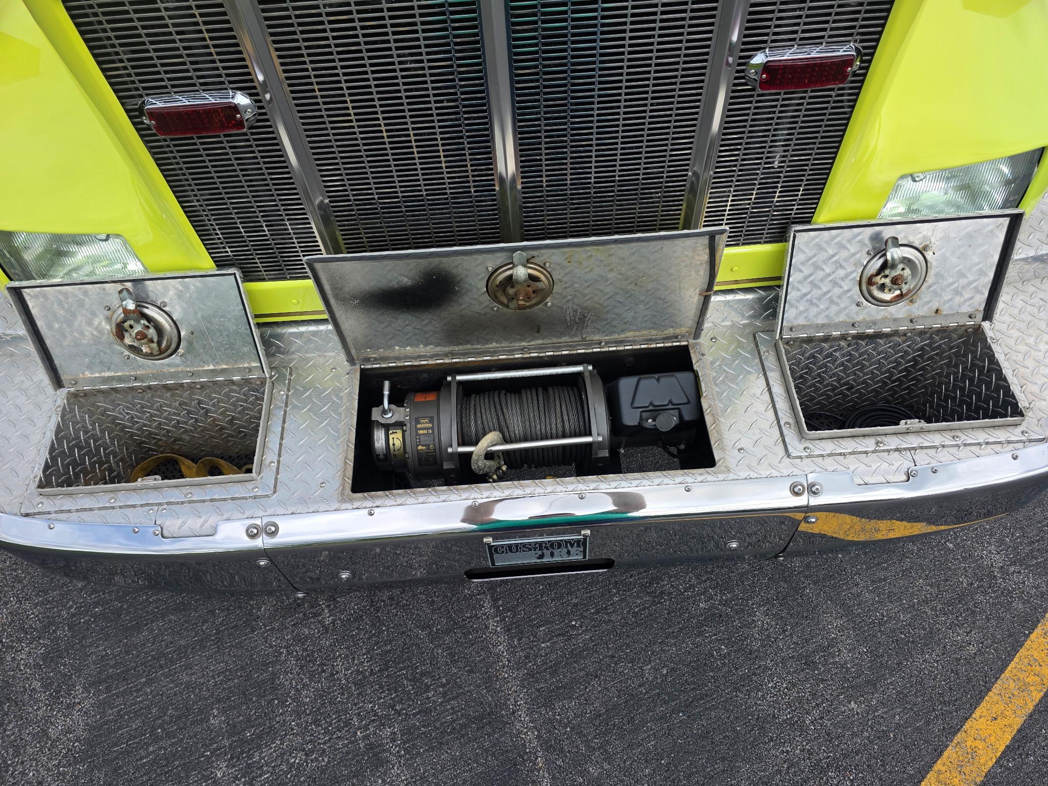 1996 Custom Fire Peterbilt Heavy Rescue - image 13