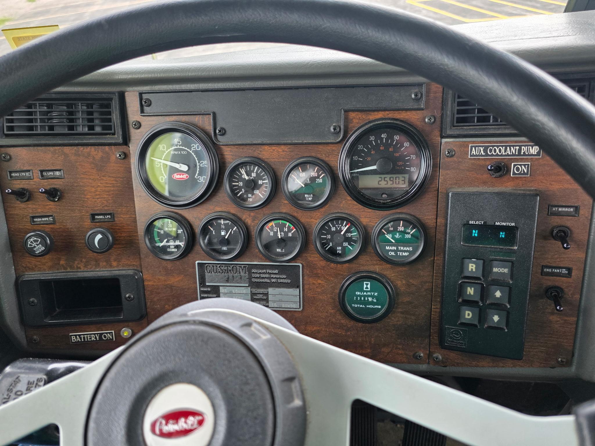 1996 Custom Fire Peterbilt Heavy Rescue - image 25