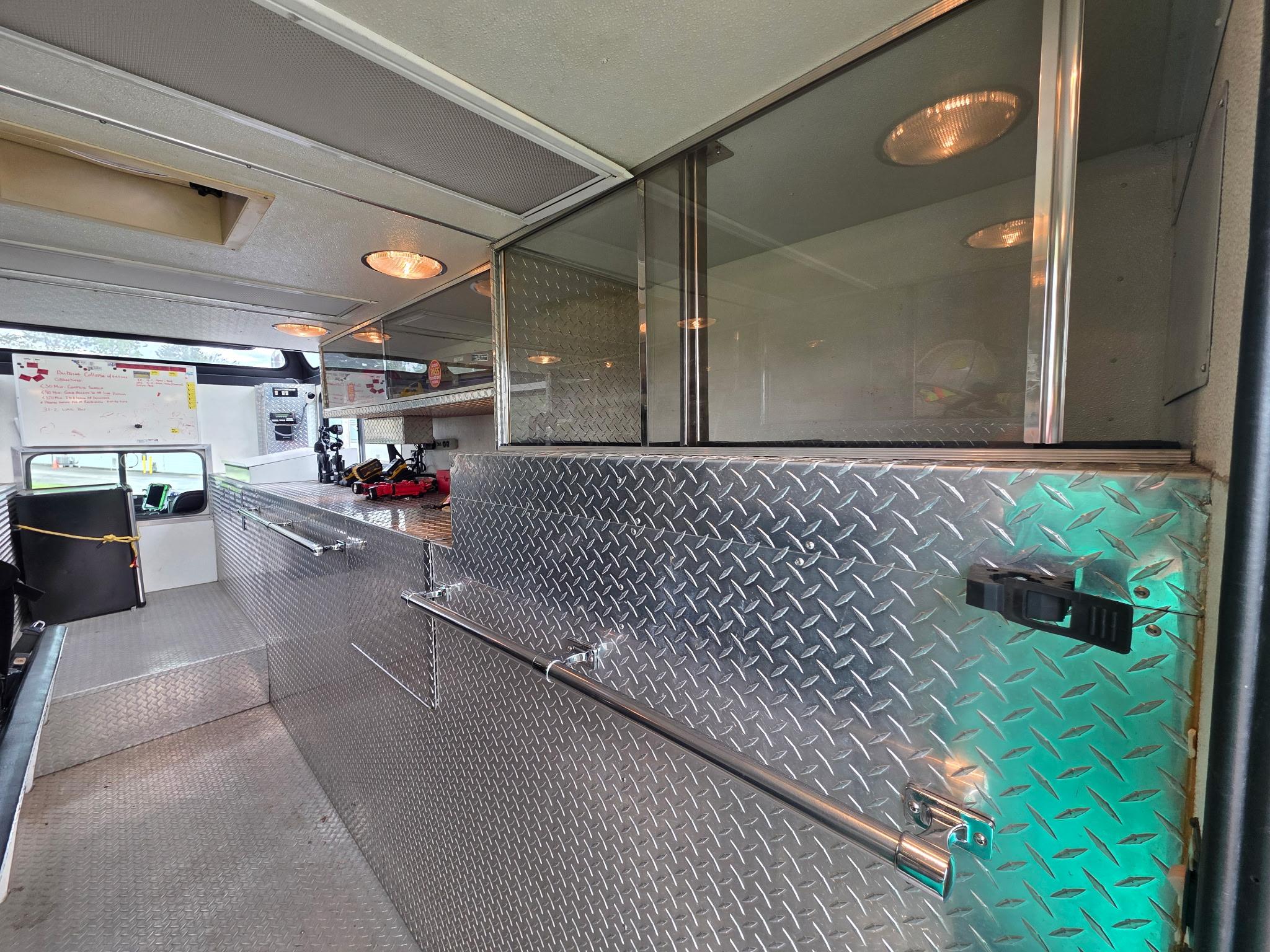 1996 Custom Fire Peterbilt Heavy Rescue - image 18