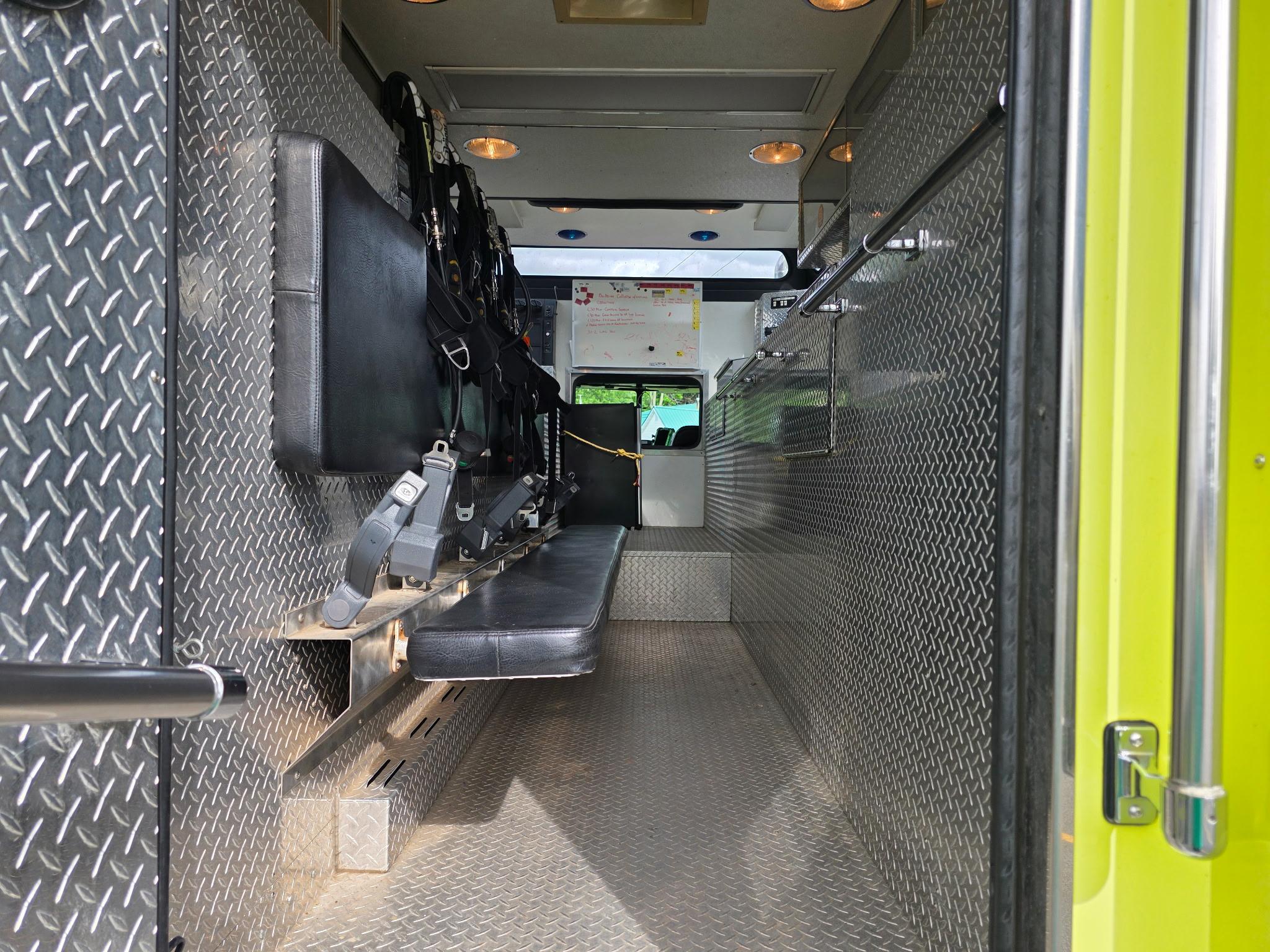 1996 Custom Fire Peterbilt Heavy Rescue - image 4