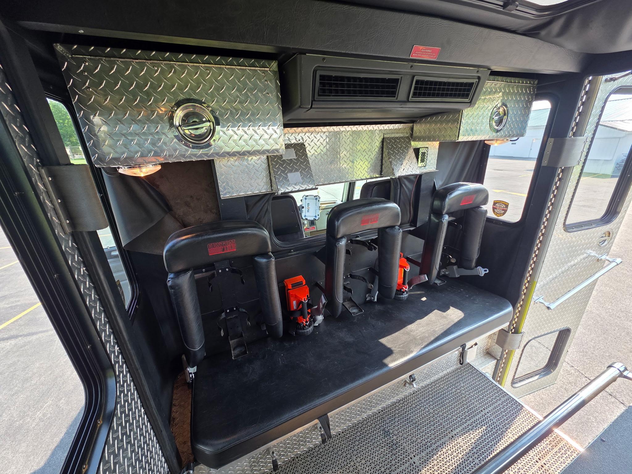 1999 Custom Fire Peterbilt Pumper - image 19