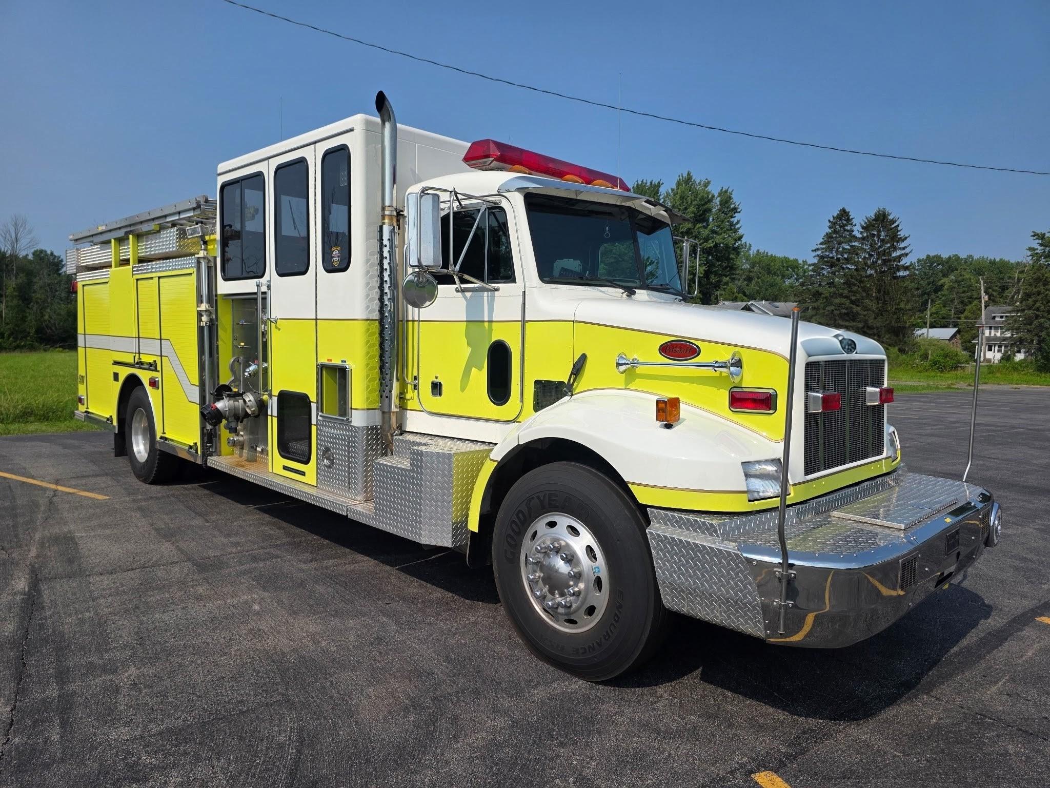 1999 Custom Fire Peterbilt Pumper - image 8