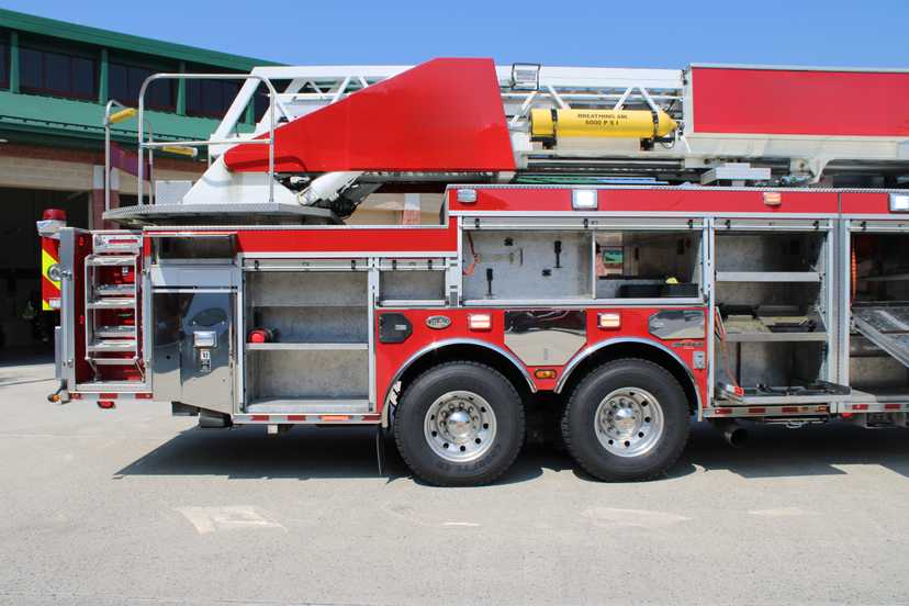 2012 Rosenbauer Spartan 104' Aerial — photo 7