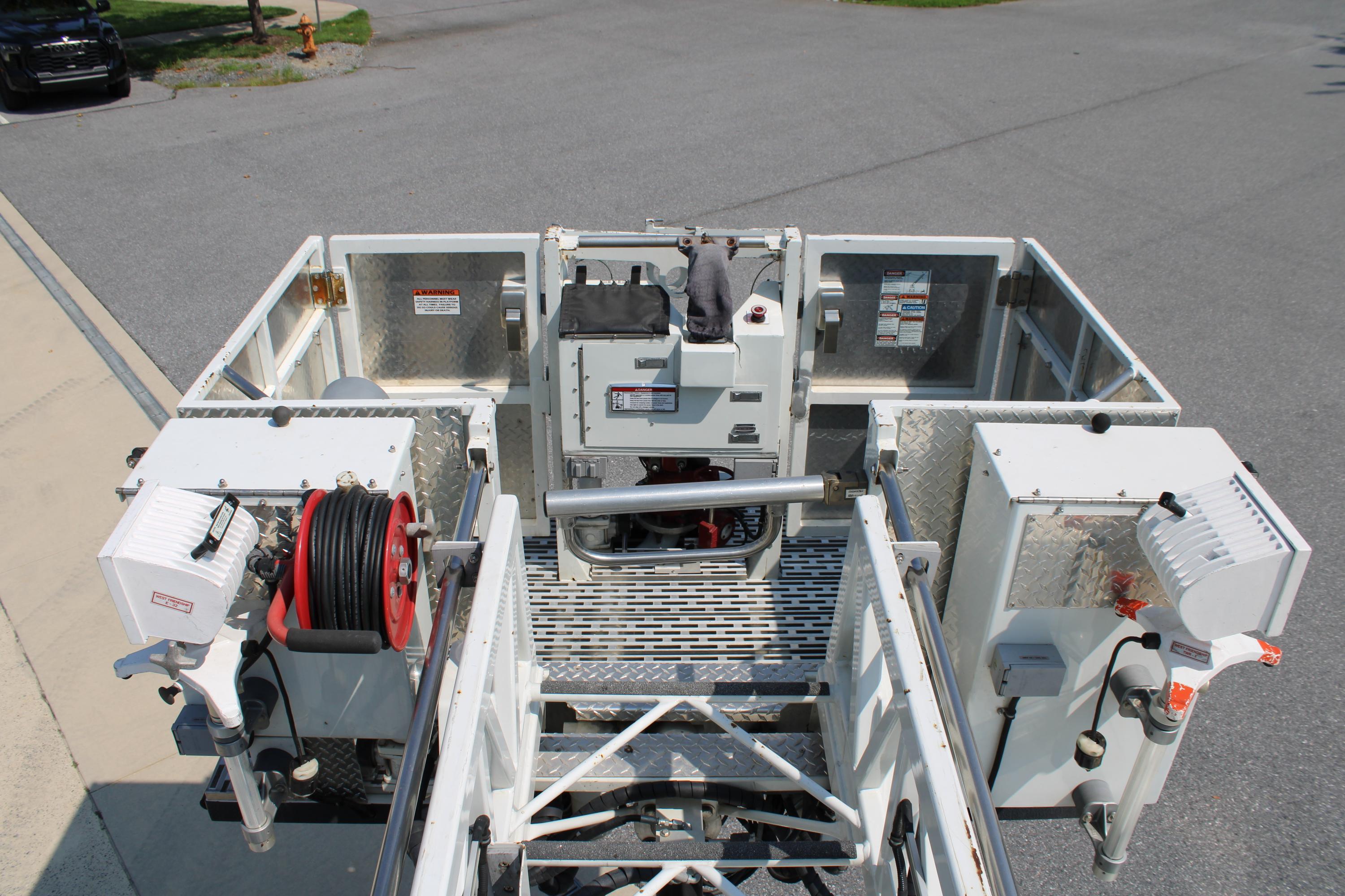 2012 Rosenbauer Spartan 104' Aerial - image 52