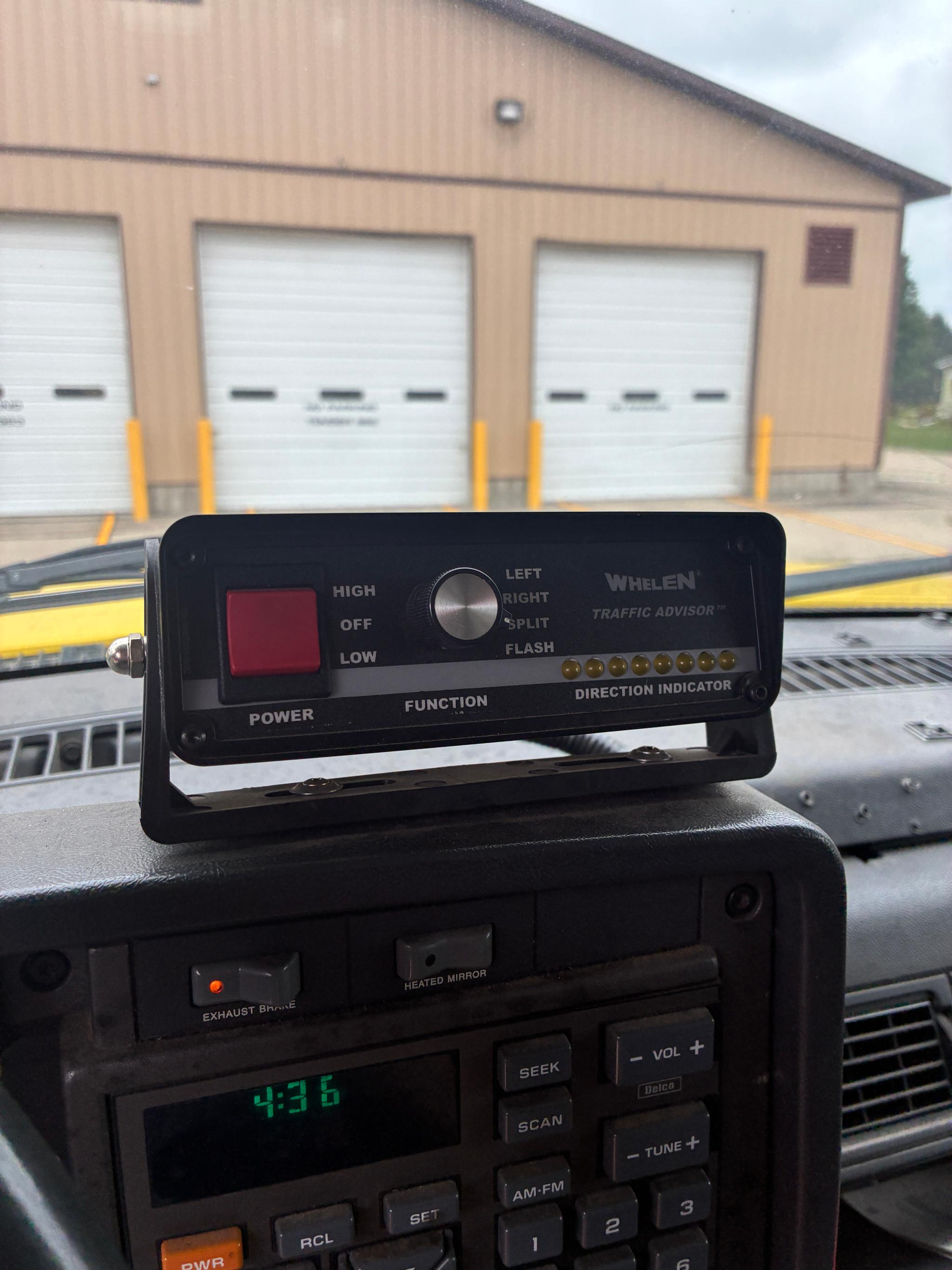 1996 New Lexington GMC Heavy Rescue - image 5
