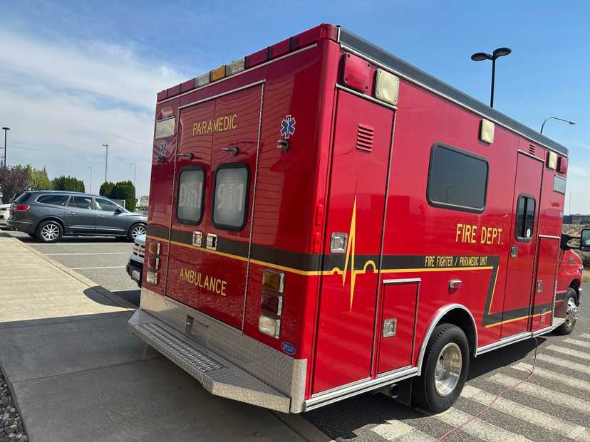 2016 North Star Ford Type II Ambulance — photo 7