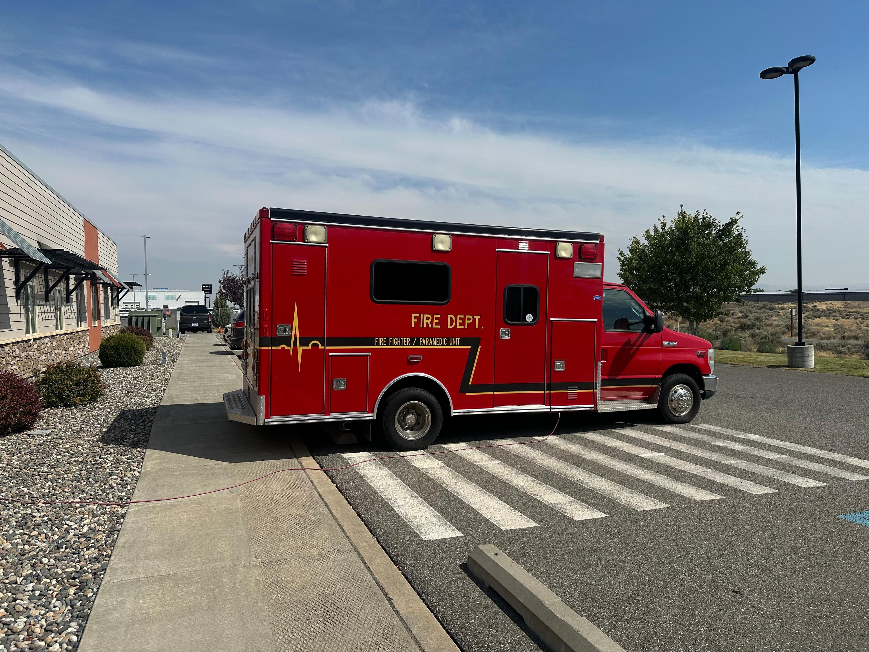 2009 North Star Ford Type III Ambulance - image 10
