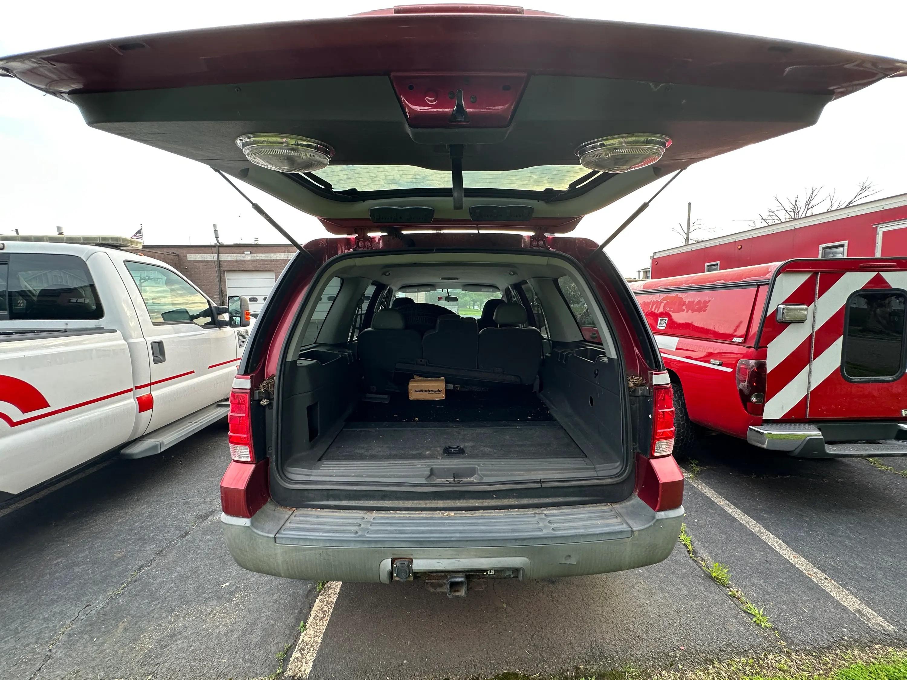 2006 Ford Expedition XLT - image 11