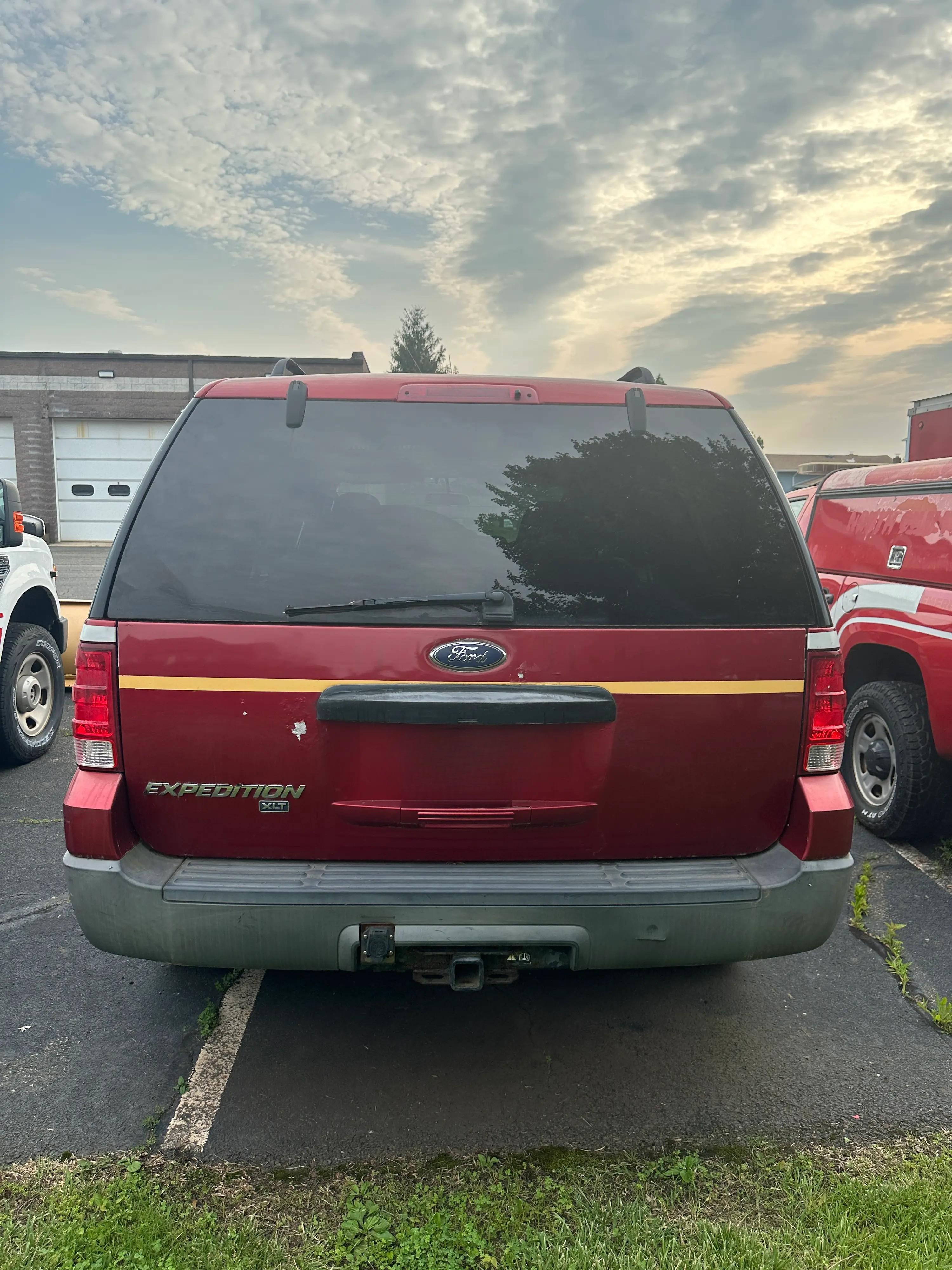 2006 Ford Expedition XLT - image 3