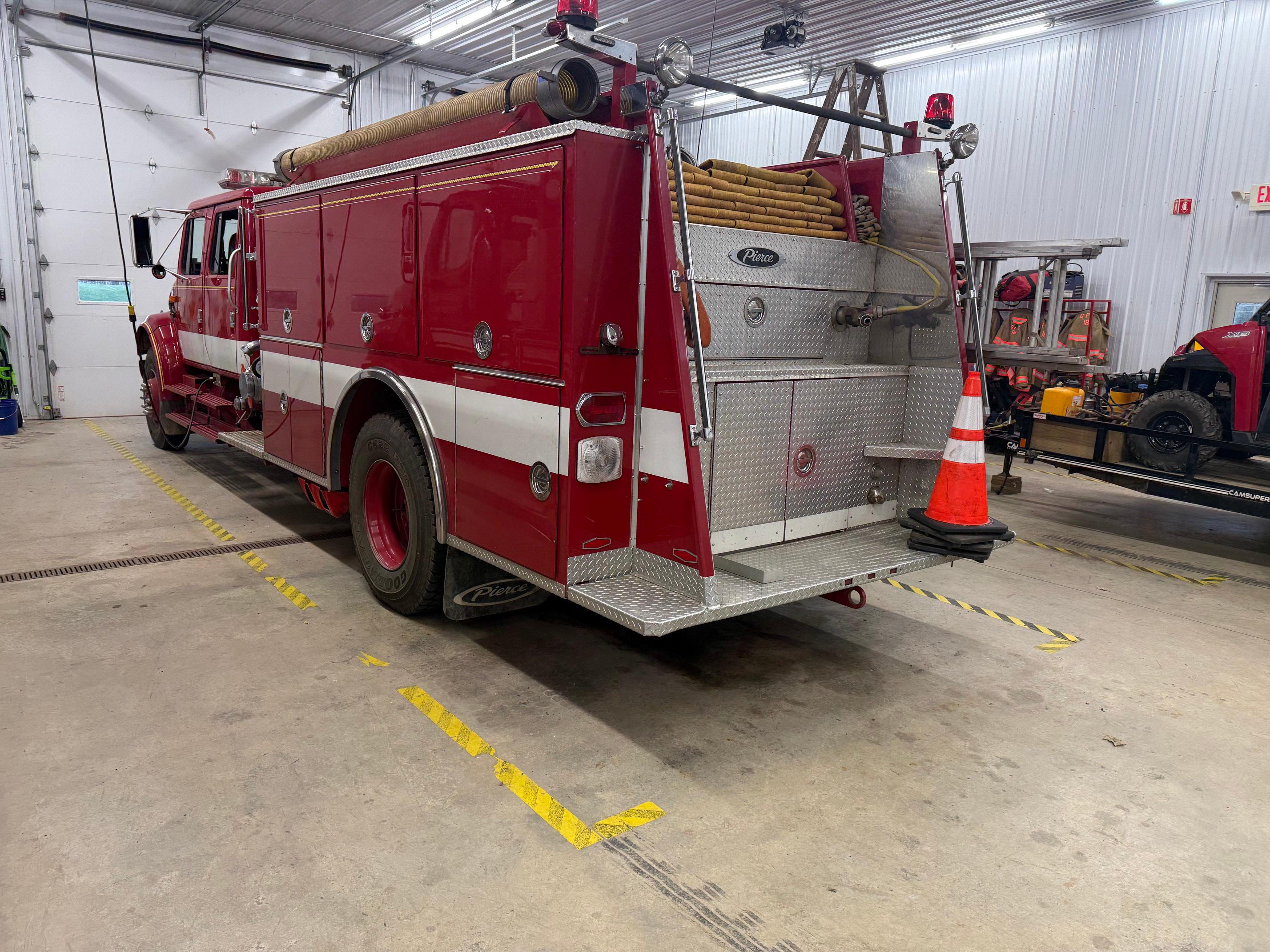 1995 Pierce International Pumper - image 4