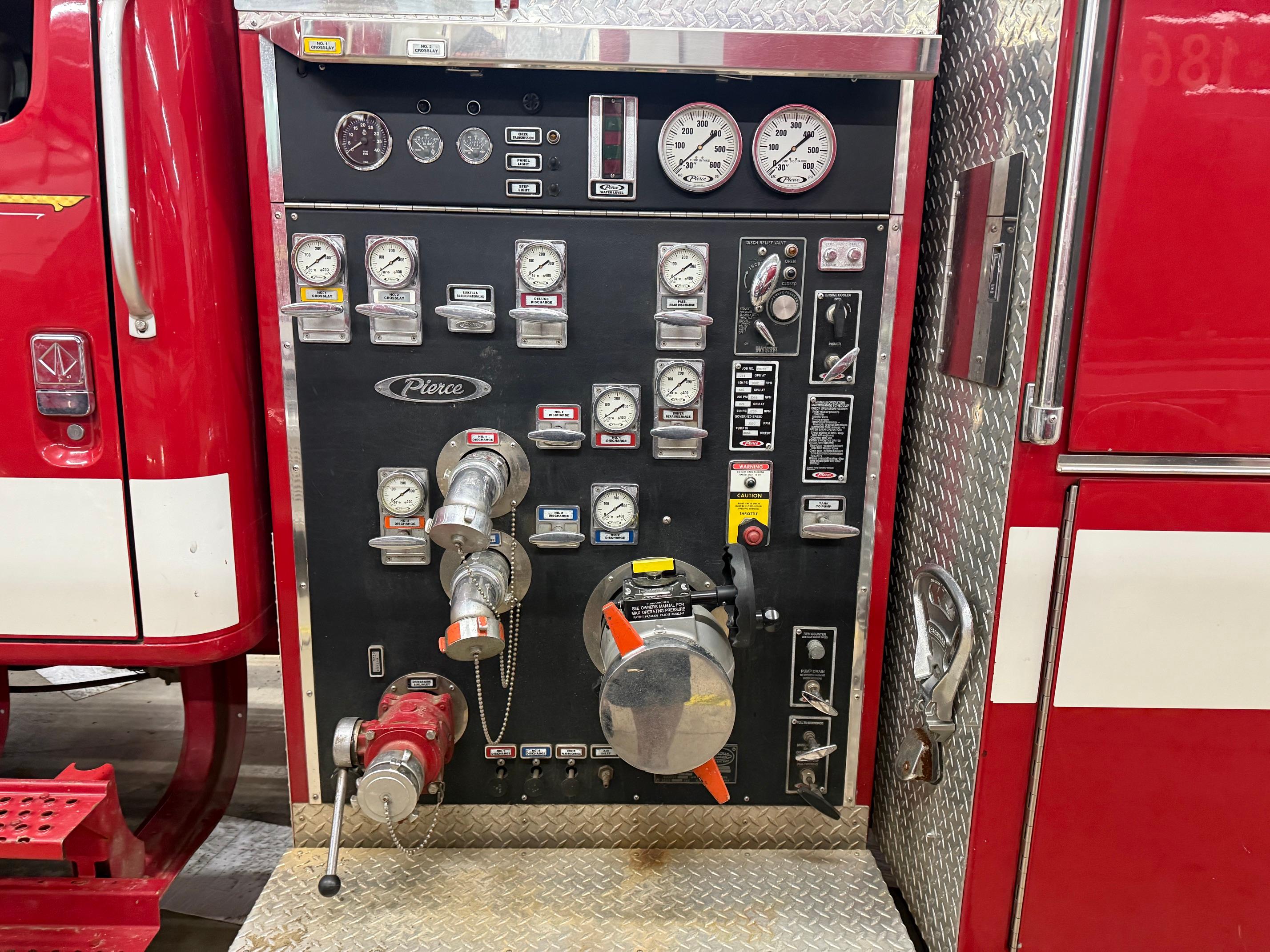 1995 Pierce International Pumper - image 10