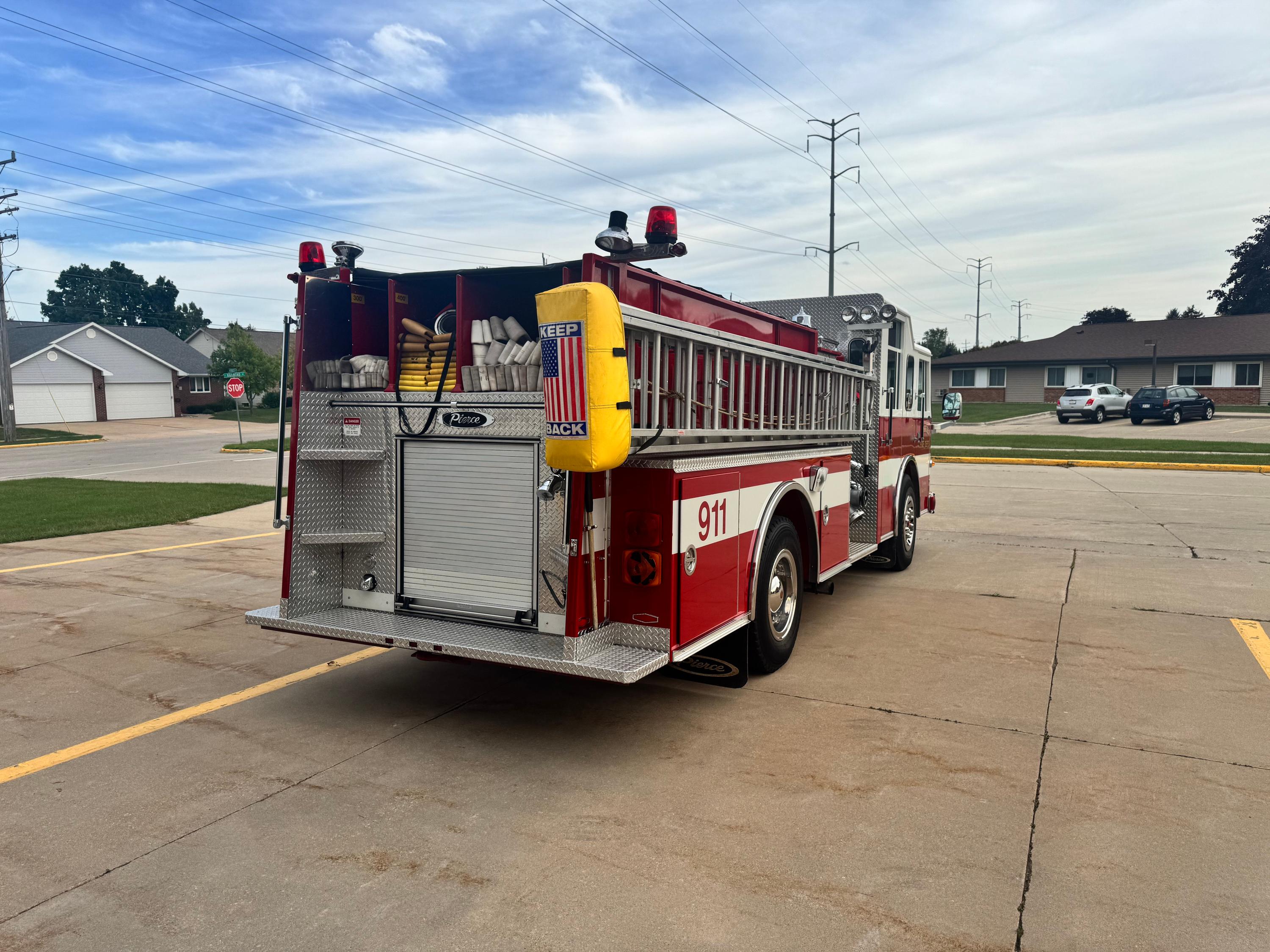 1996 Pierce Saber Pumper - image 9