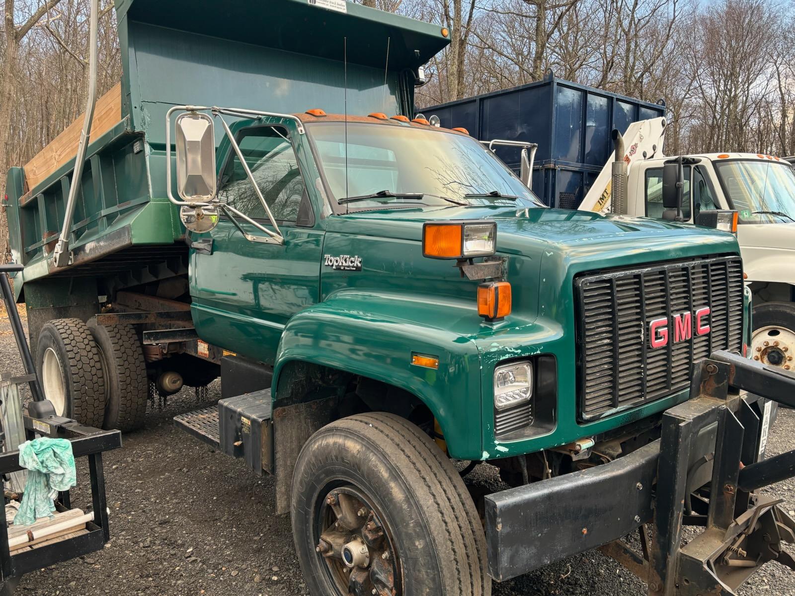 1994 GMC TopKick 8500 Dump Truck - image 2