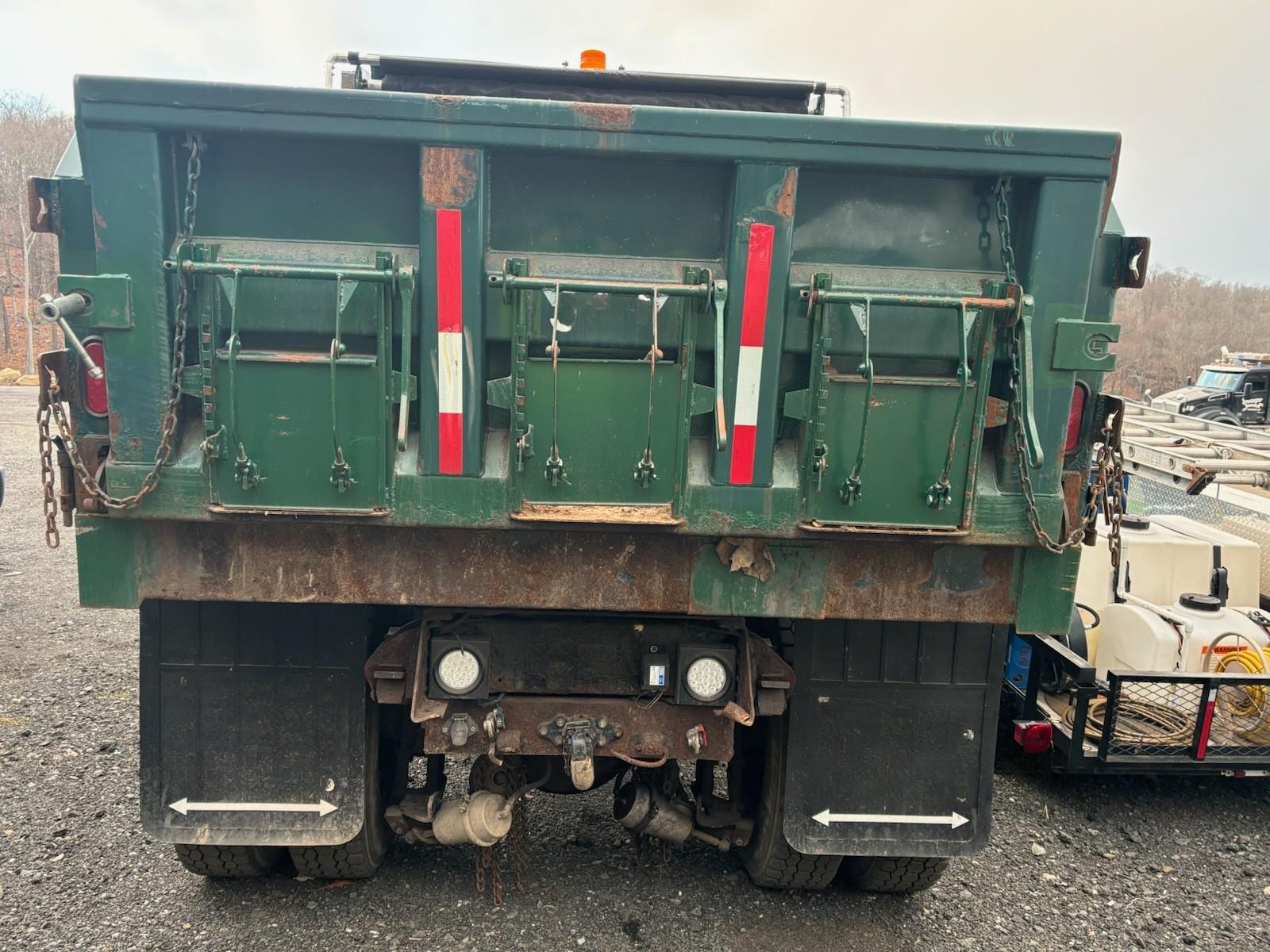 1994 GMC TopKick 8500 Dump Truck - image 3