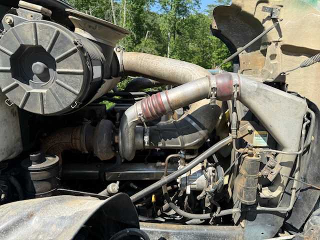 2004 Mack CV713 Granite Dump Truck — photo 6