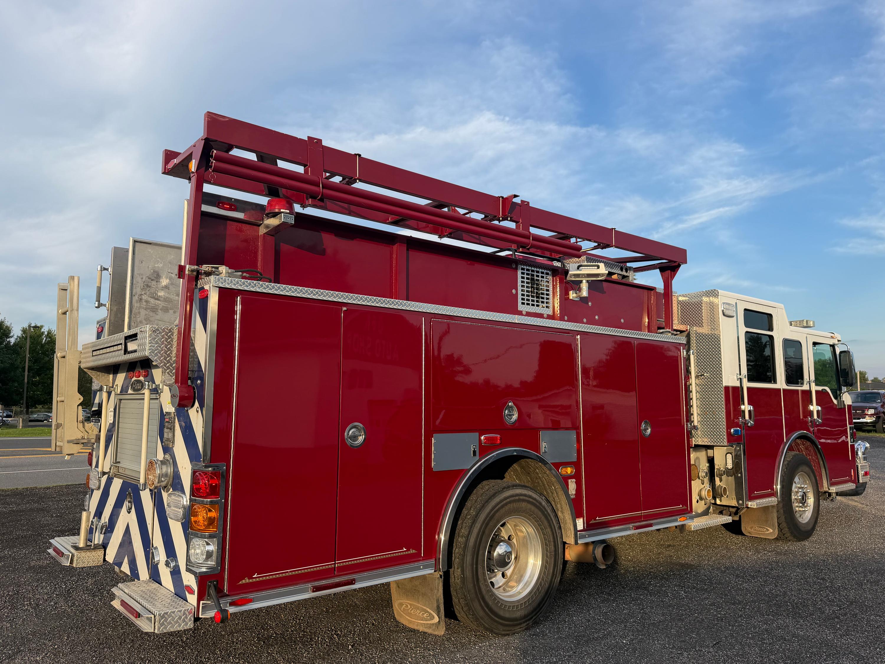 2009 Pierce Impel Pumper - image 3