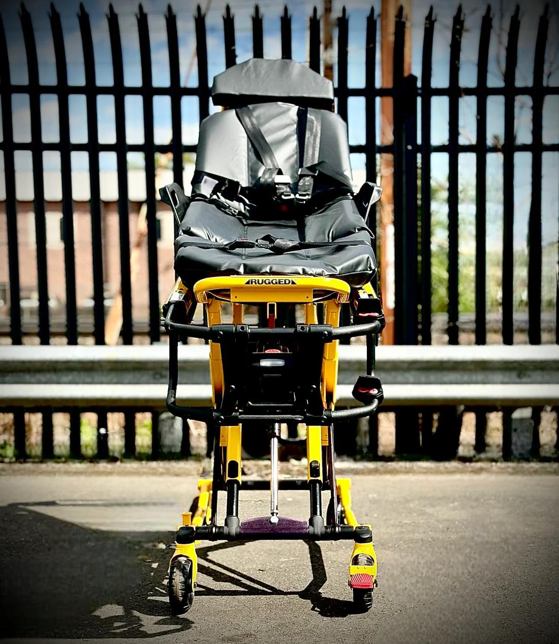 Stryker Power Pro XT 6506 700 LBS Capacity Electric Stretcher With Bariatric XPS - image 3