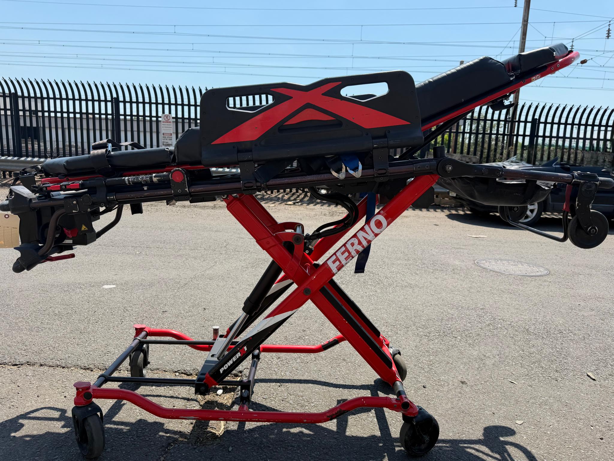 Ferno Power X1 Powered Ambulance Stretcher - image 1