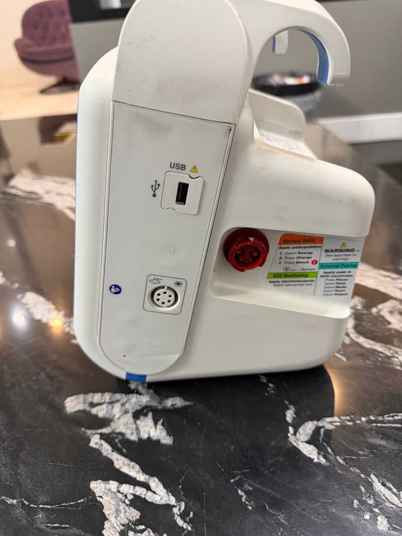 ZOLL X Advanced Monitor/Defibrillator — photo 4