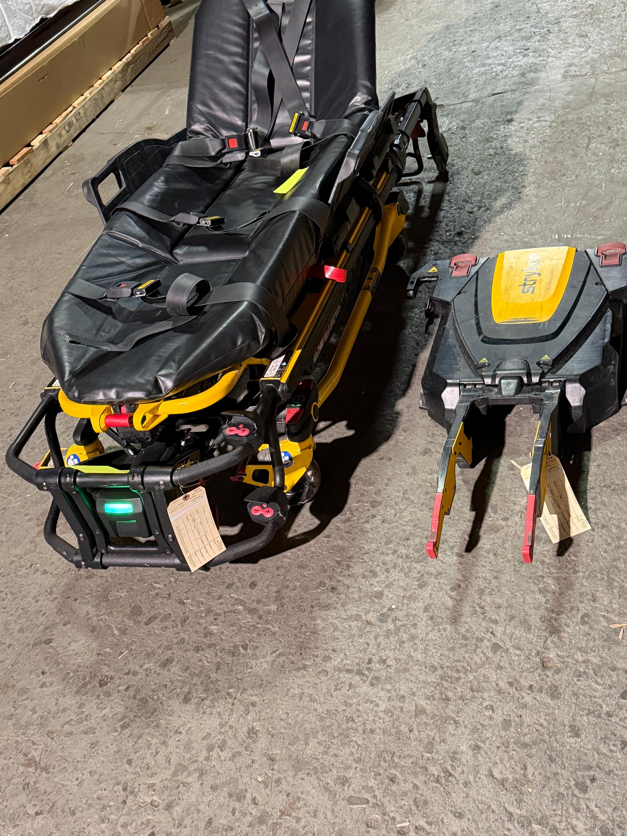 Stryker Power-PRO - Model 6506 and Power-LOAD 6390 system - image 1