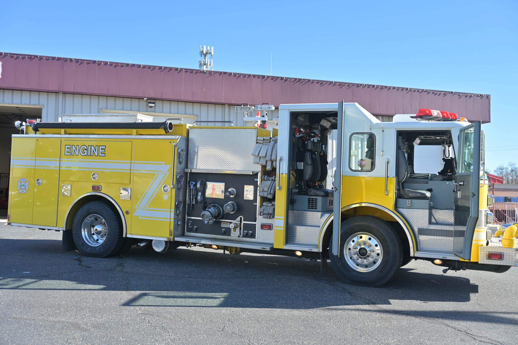 1998 Pierce Enforcer Pumper Tanker - image 5
