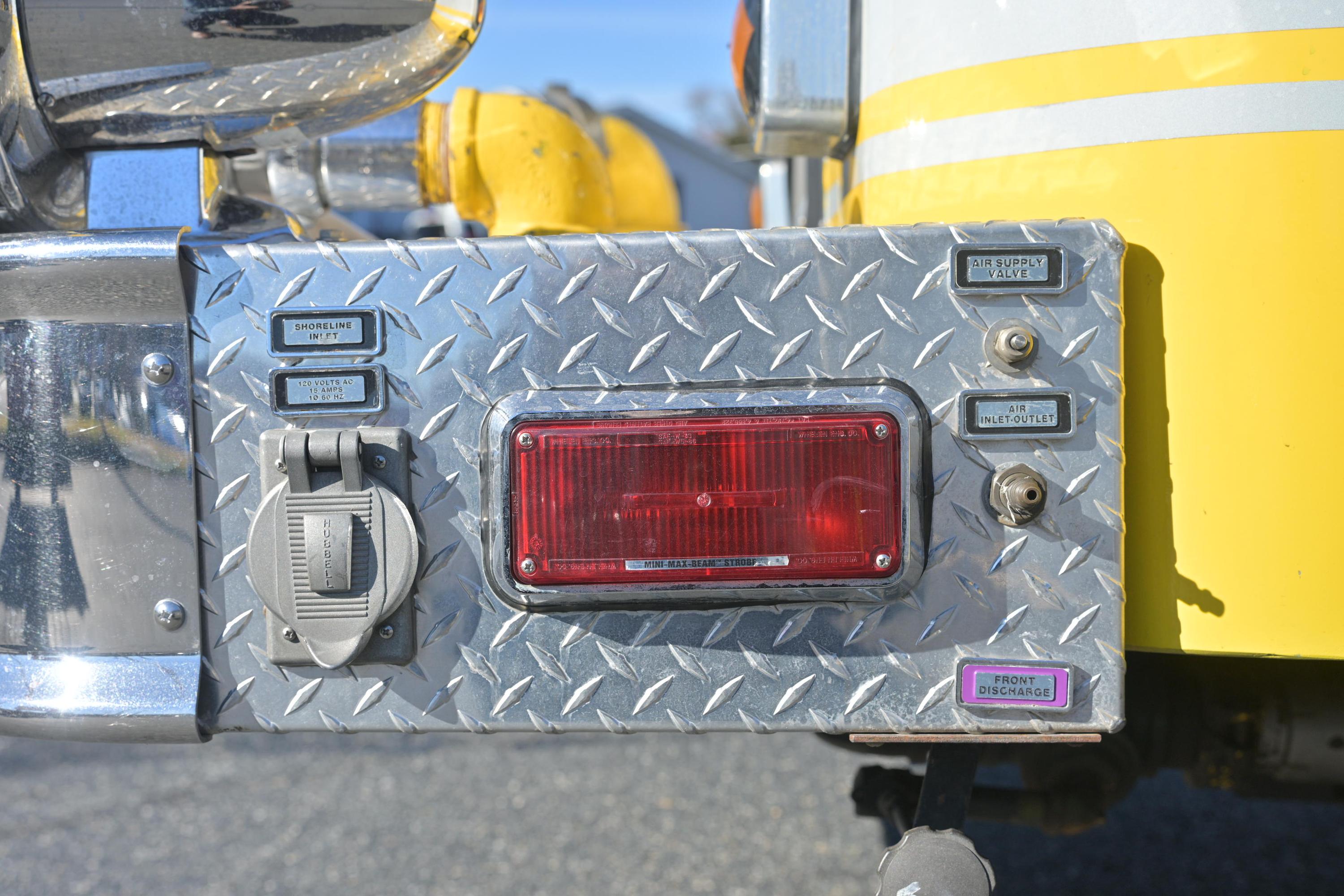 1998 Pierce Enforcer Pumper Tanker - image 28