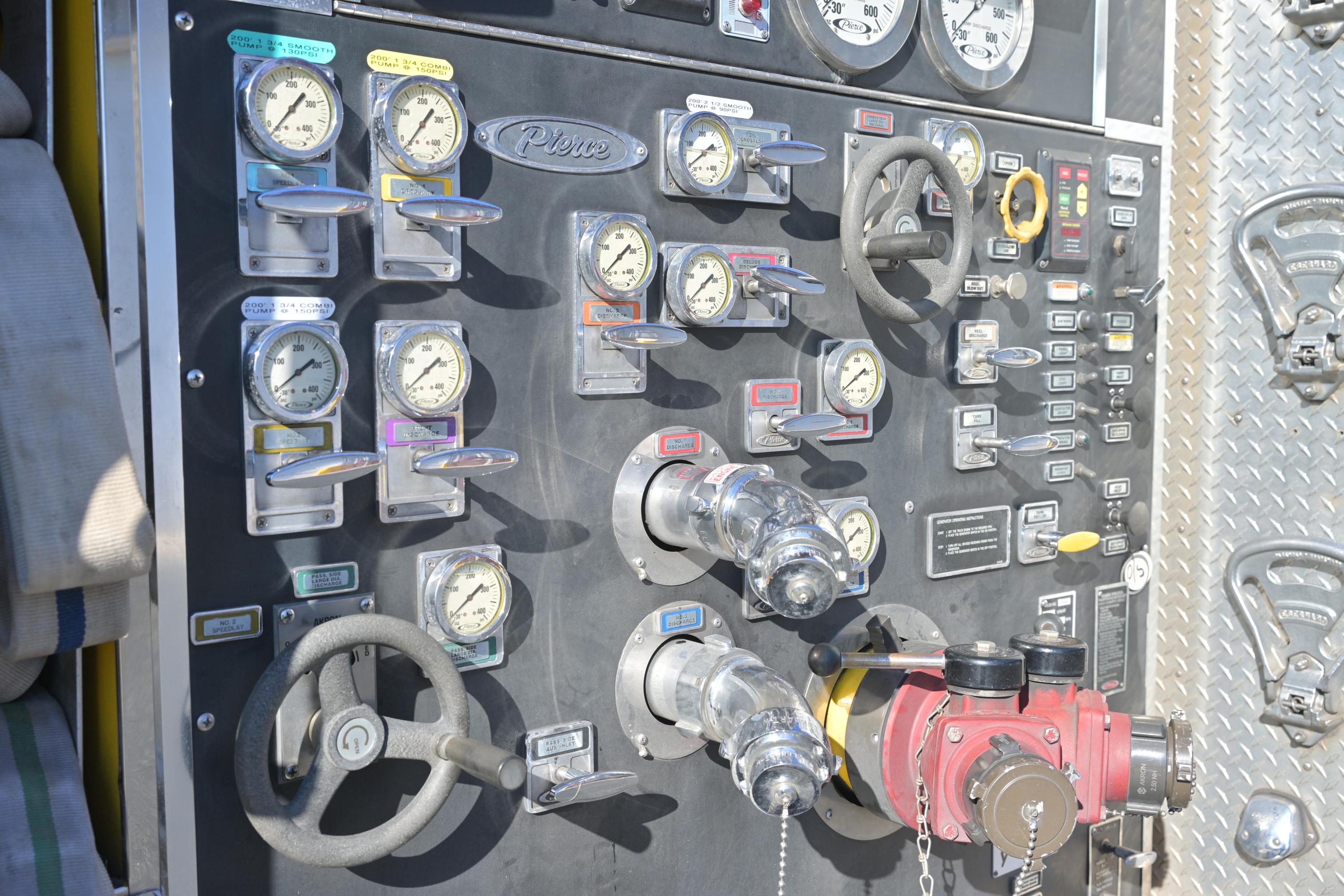 1998 Pierce Enforcer Pumper Tanker - image 22