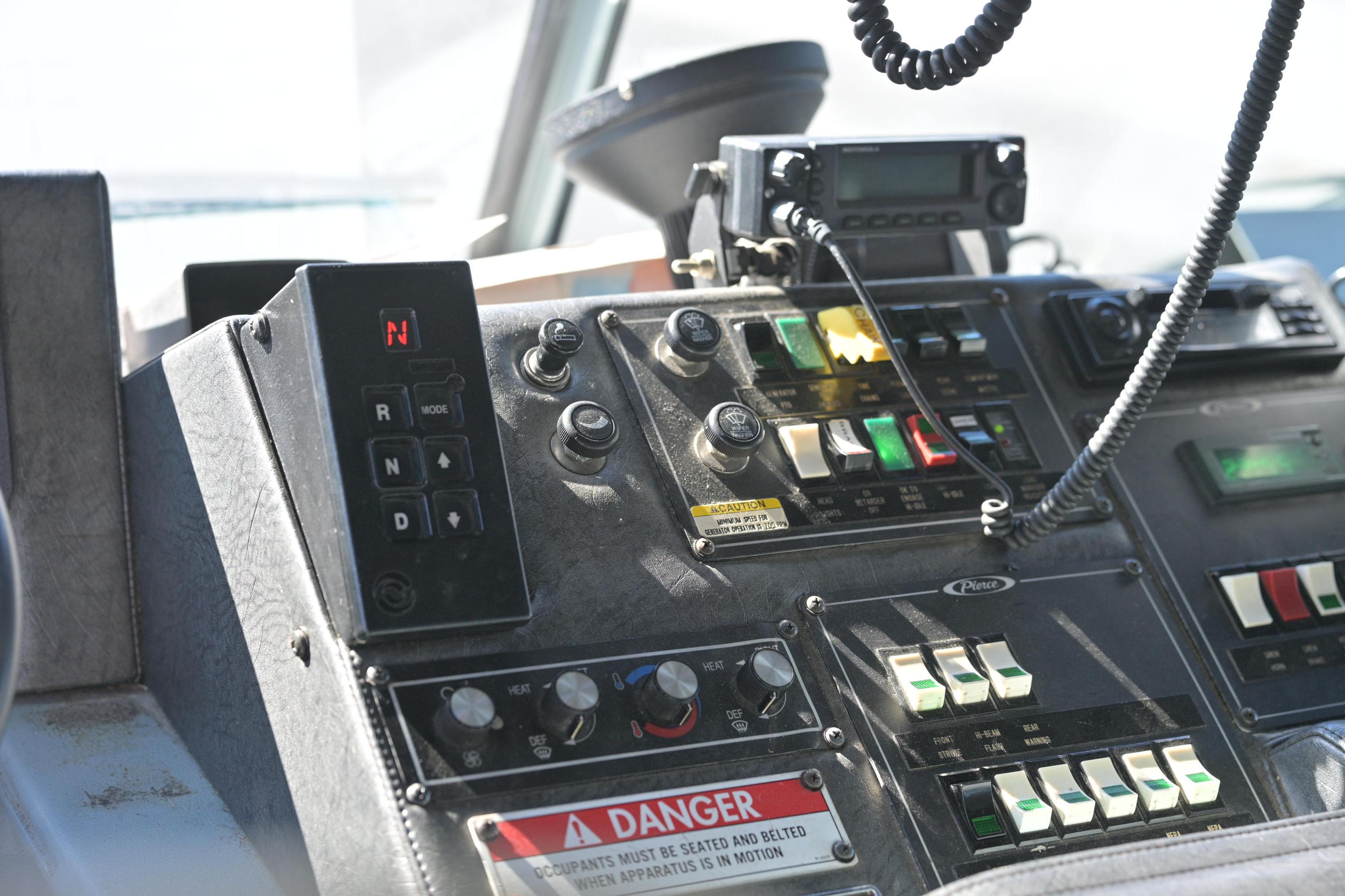 1998 Pierce Enforcer Pumper Tanker - image 40