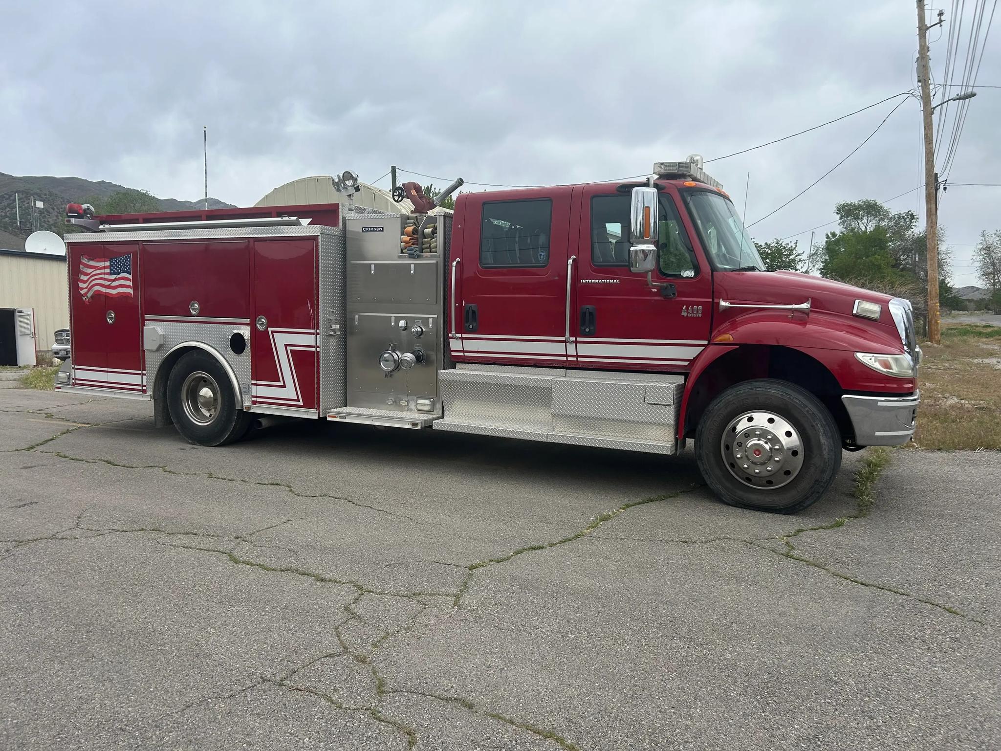 2007 Crimson International Pumper - image 3