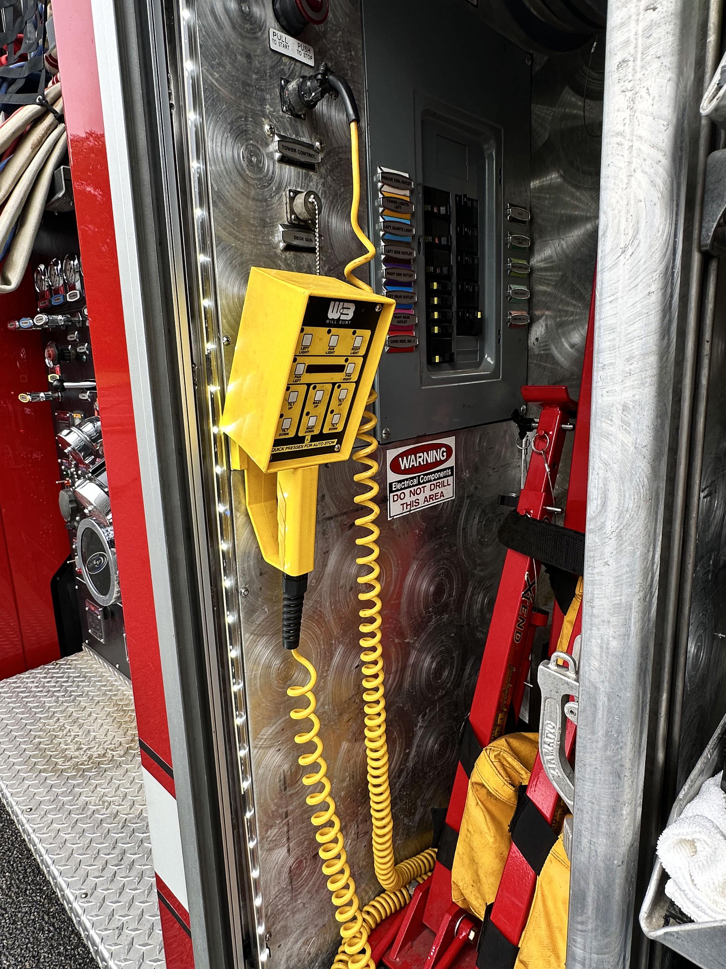 2007 4-Guys Spartan Rescue Pumper (1750/1000/30) - image 15