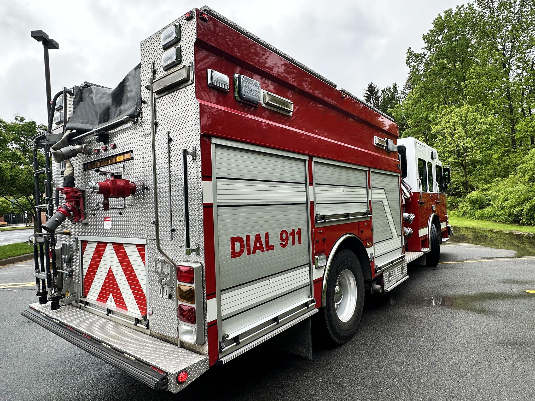 2007 4-Guys Spartan Rescue Pumper (1750/1000/30) - image 3