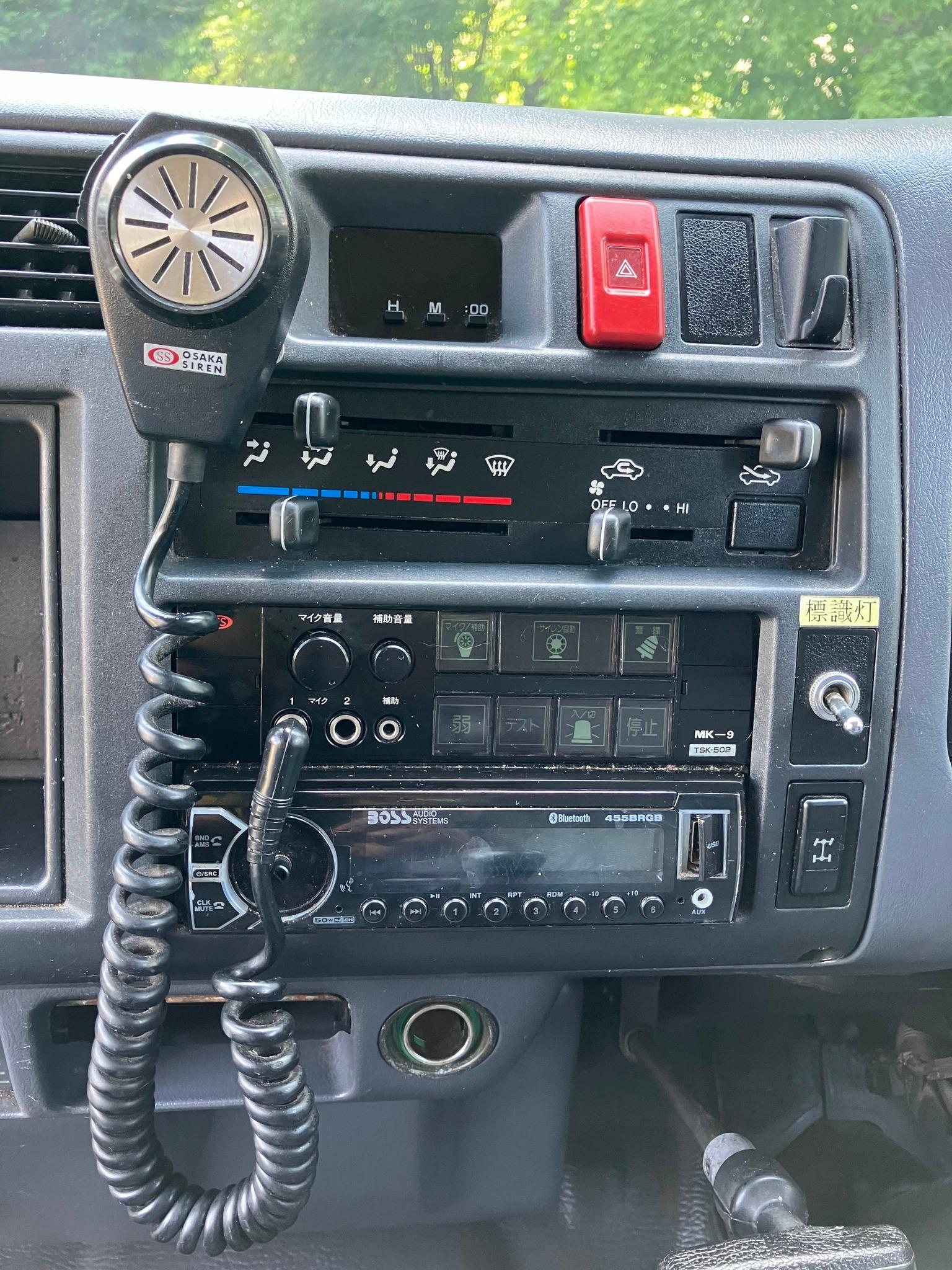 1996 Toyota Dyna - image 15