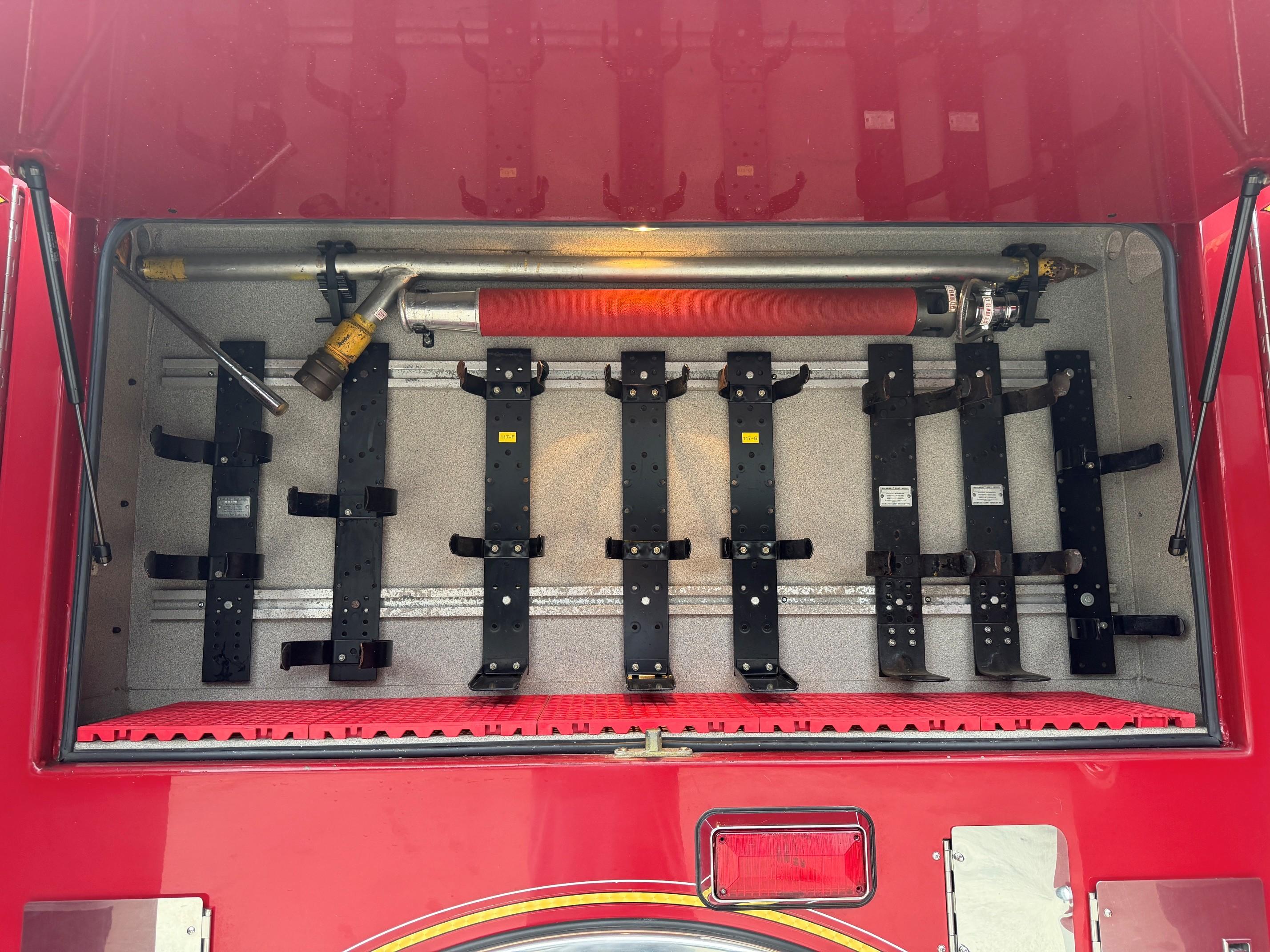 2003 Pierce Saber Pumper - image 17