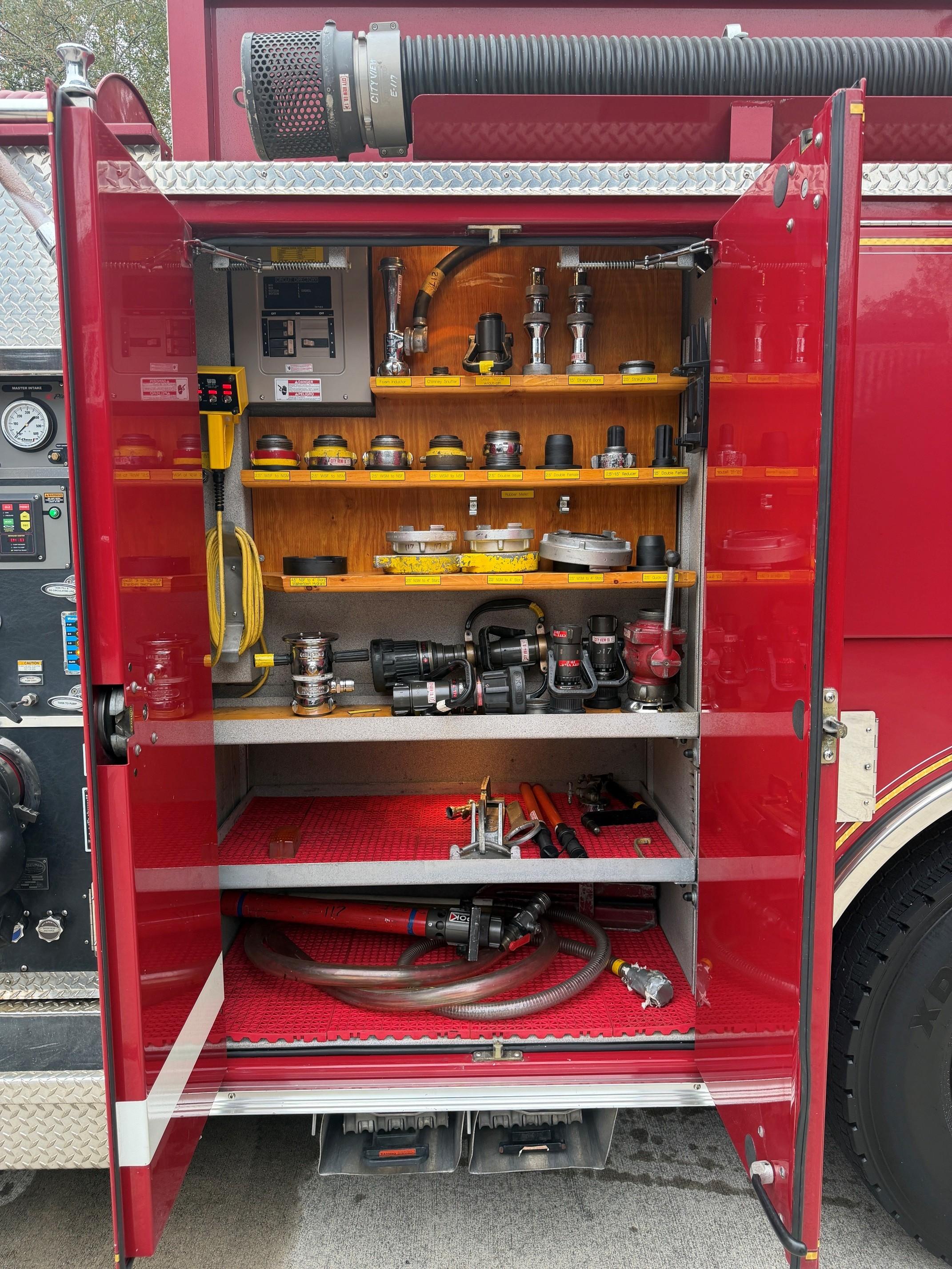 2003 Pierce Saber Pumper - image 16
