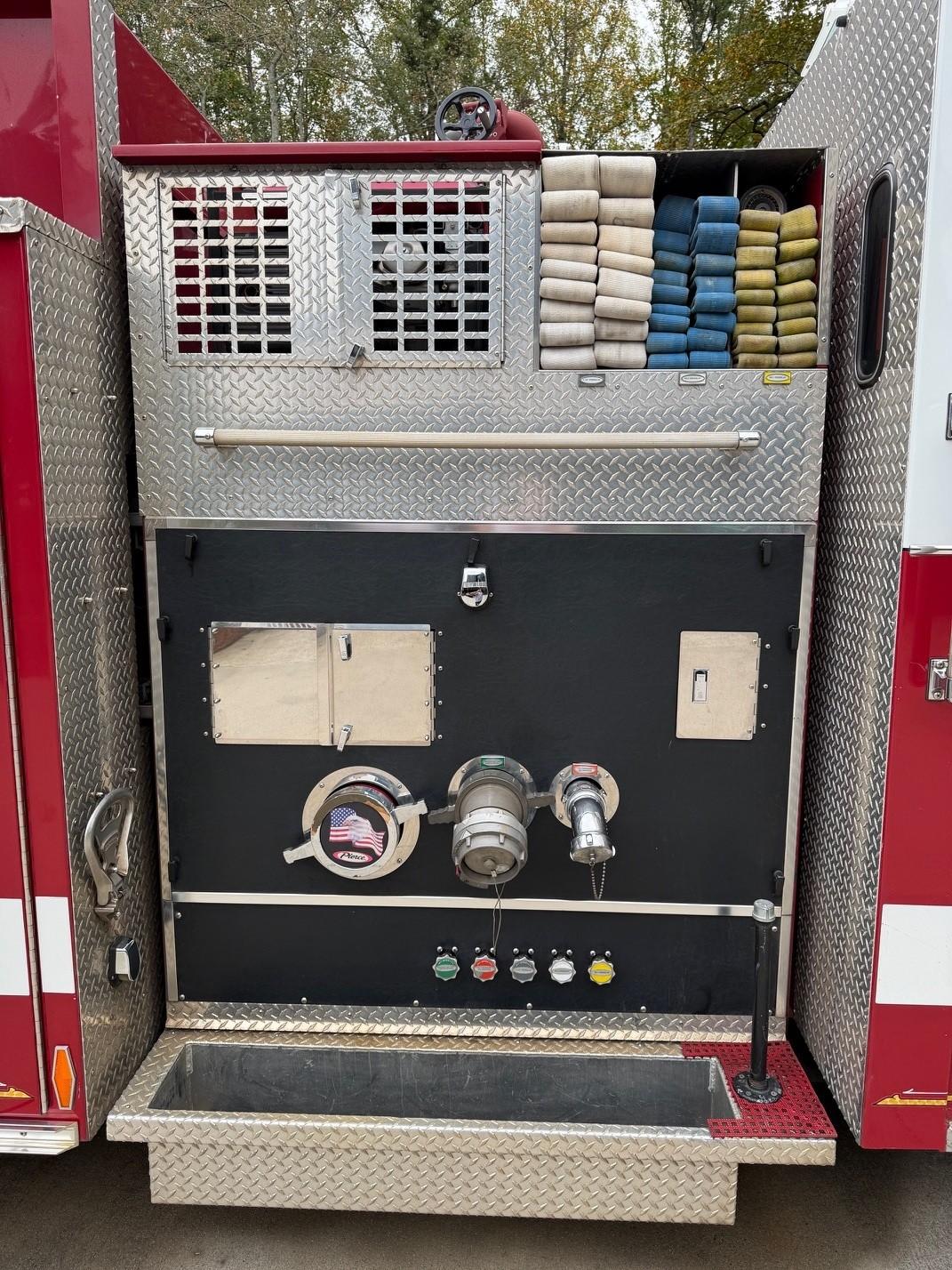 2003 Pierce Saber Pumper - image 22