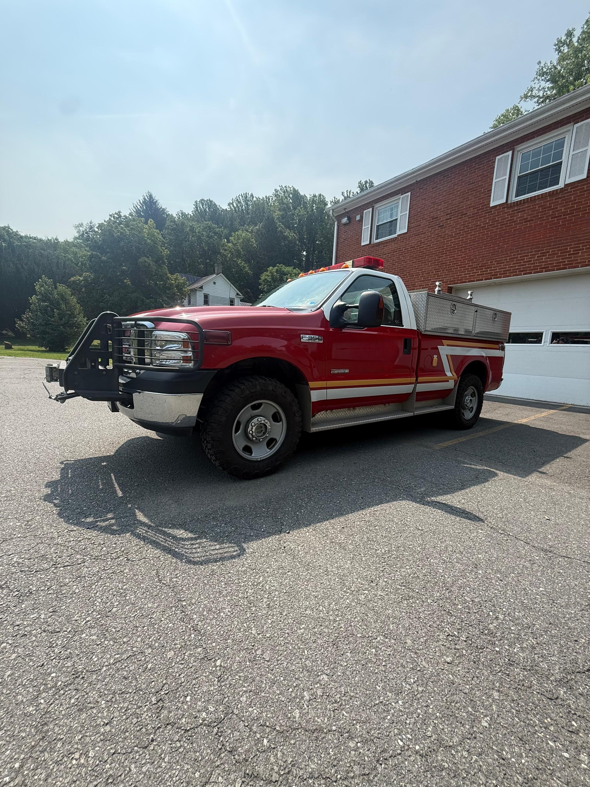 2006 Ford 4x4 Brush Truck - image 1