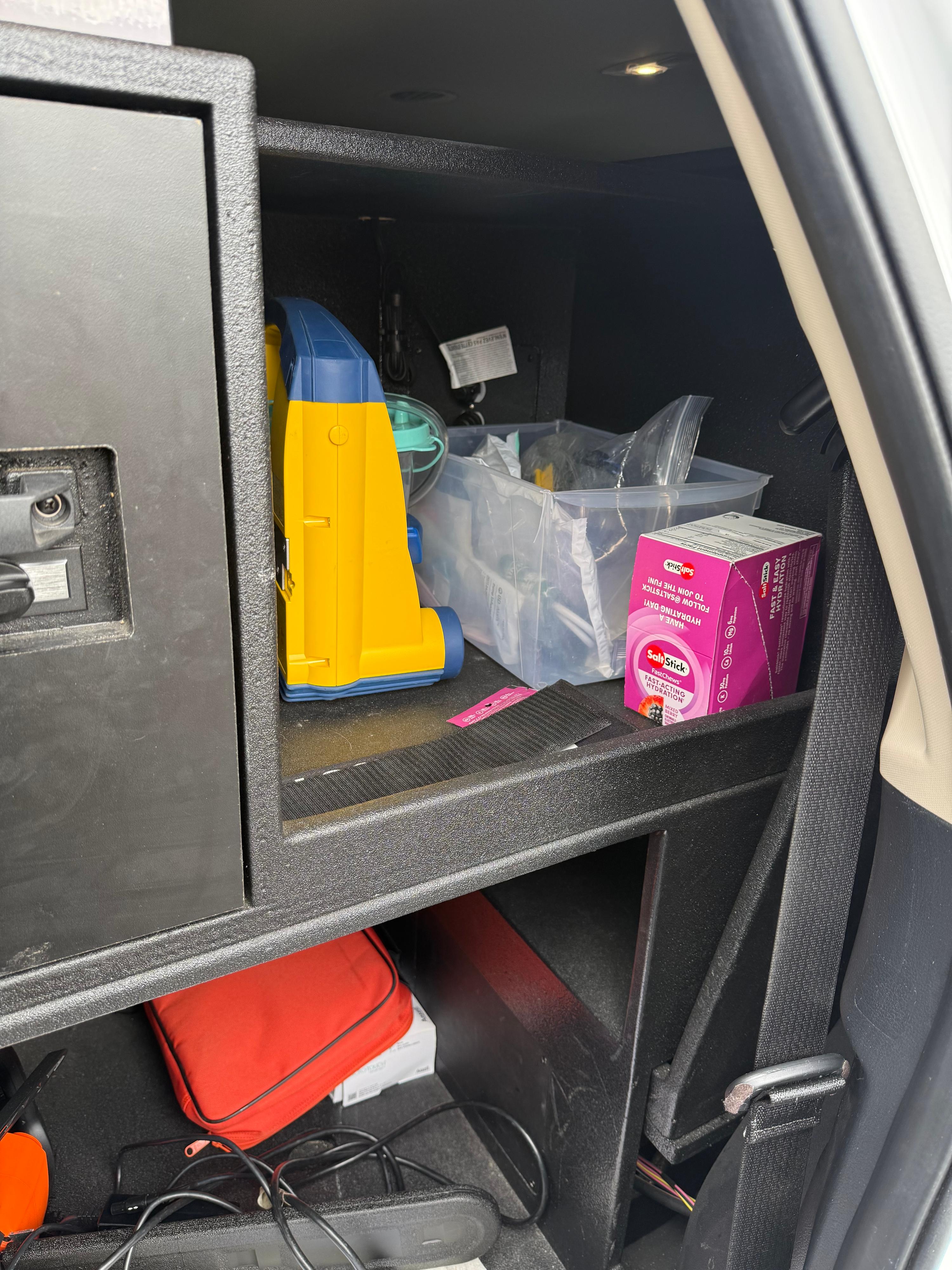 2023 Ford Expedition 4x4 Paramedic Unit - image 11