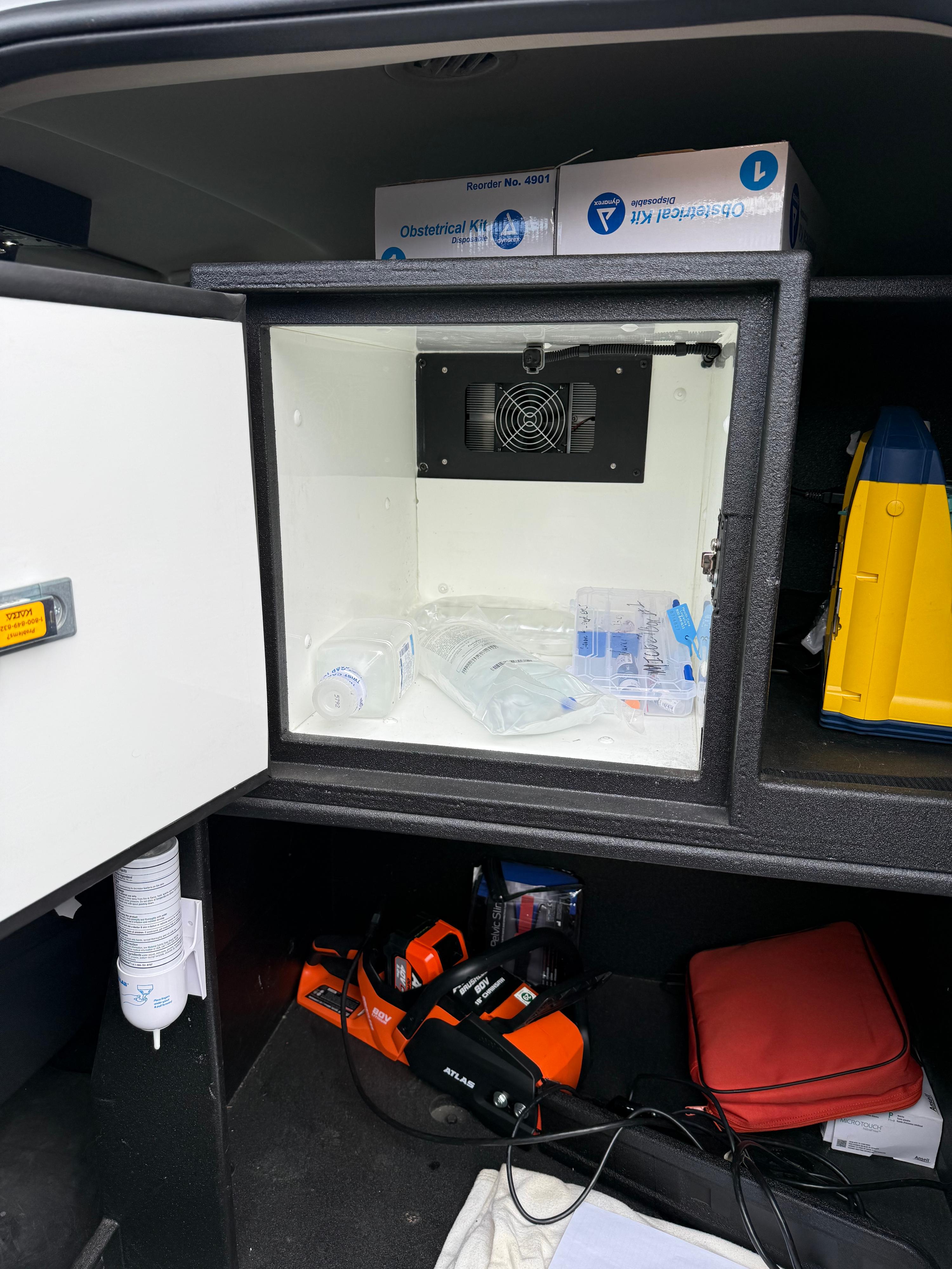 2023 Ford Expedition 4x4 Paramedic Unit - image 7