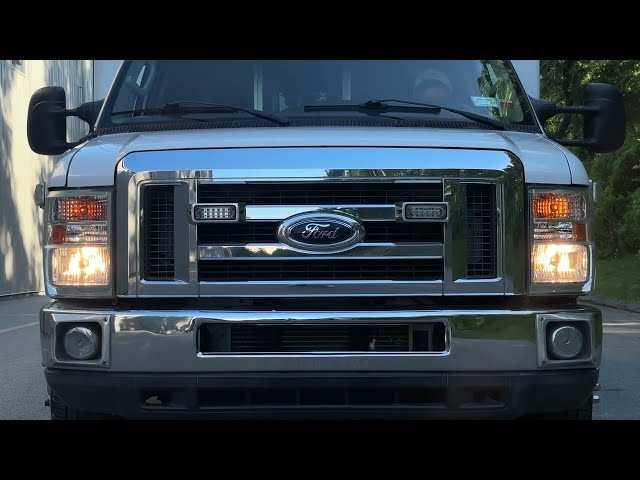 2010 Ford E-350 Super Duty Power Stroke Ambulance Type III Ambulance — photo 6