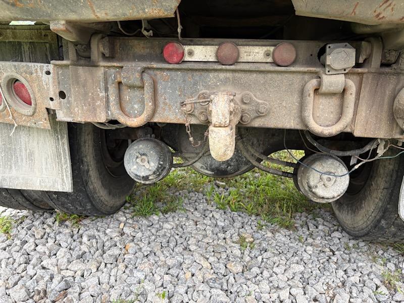 1998 Freightliner Fl70 Dump Truck - image 6