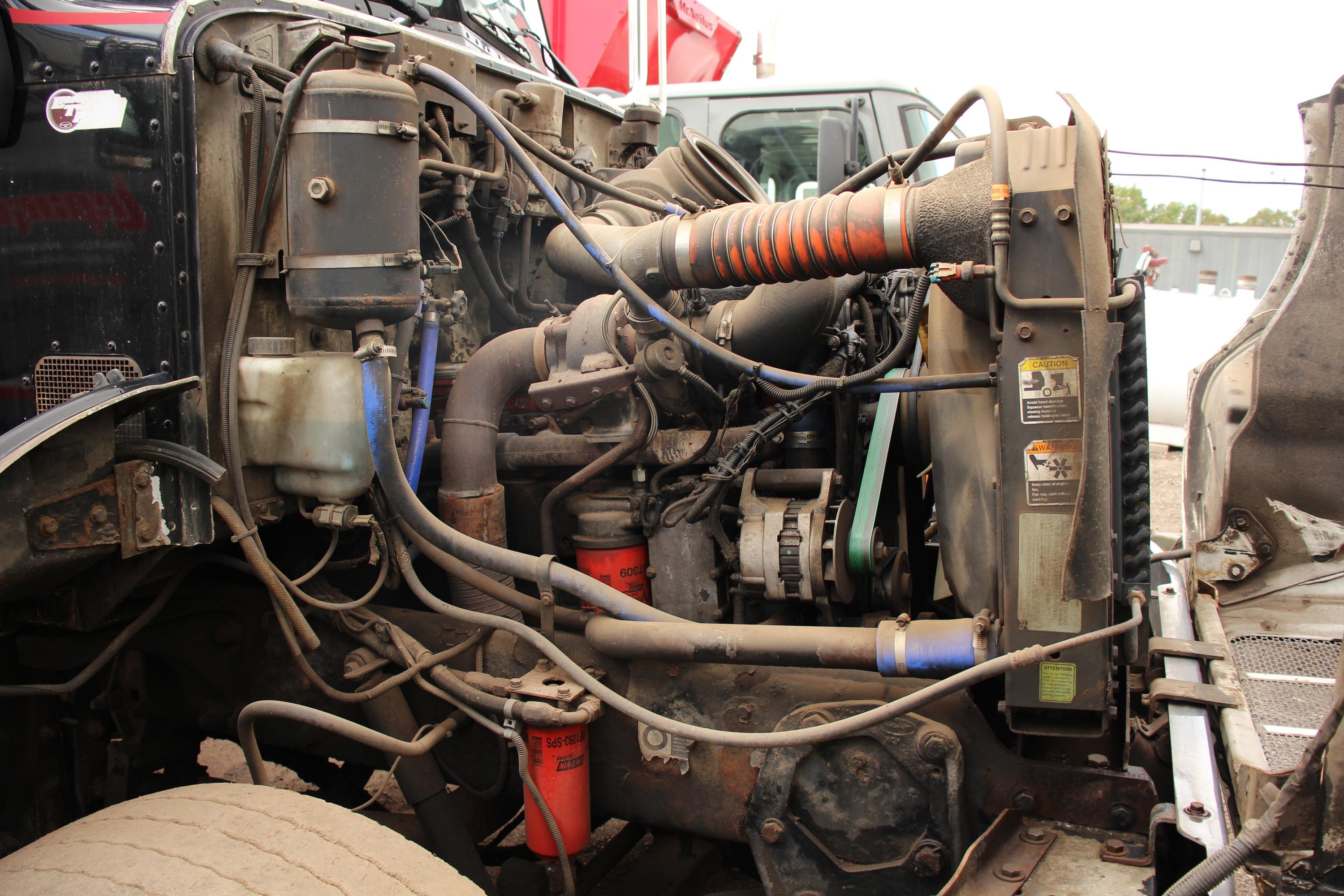 2006 Peterbilt Roll-Off - image 18